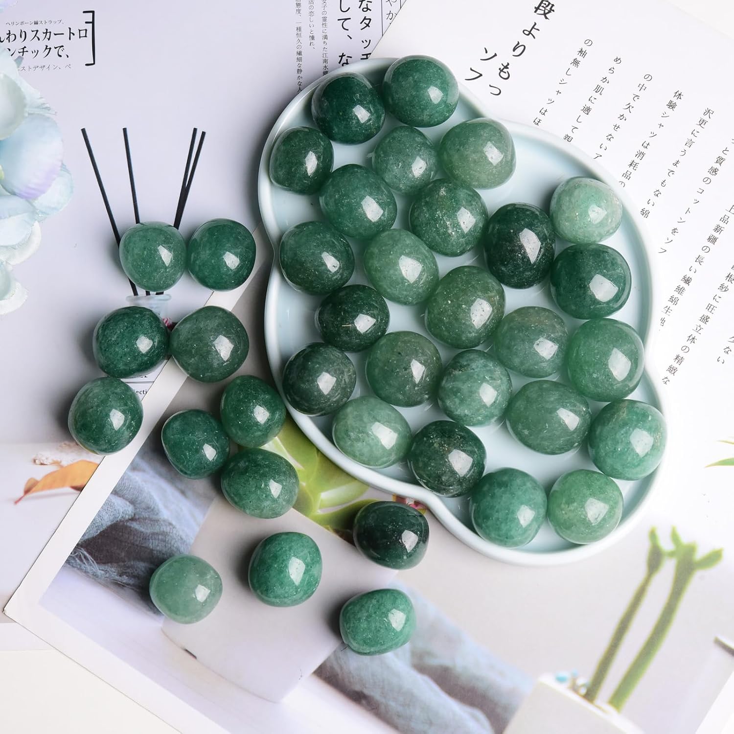 Ainuosen Cristales curativos de fresa verde pulidos naturales de 1 libra, piedras curativas de 0.8 a 1 pulgada, rocas decorativas para plantas,