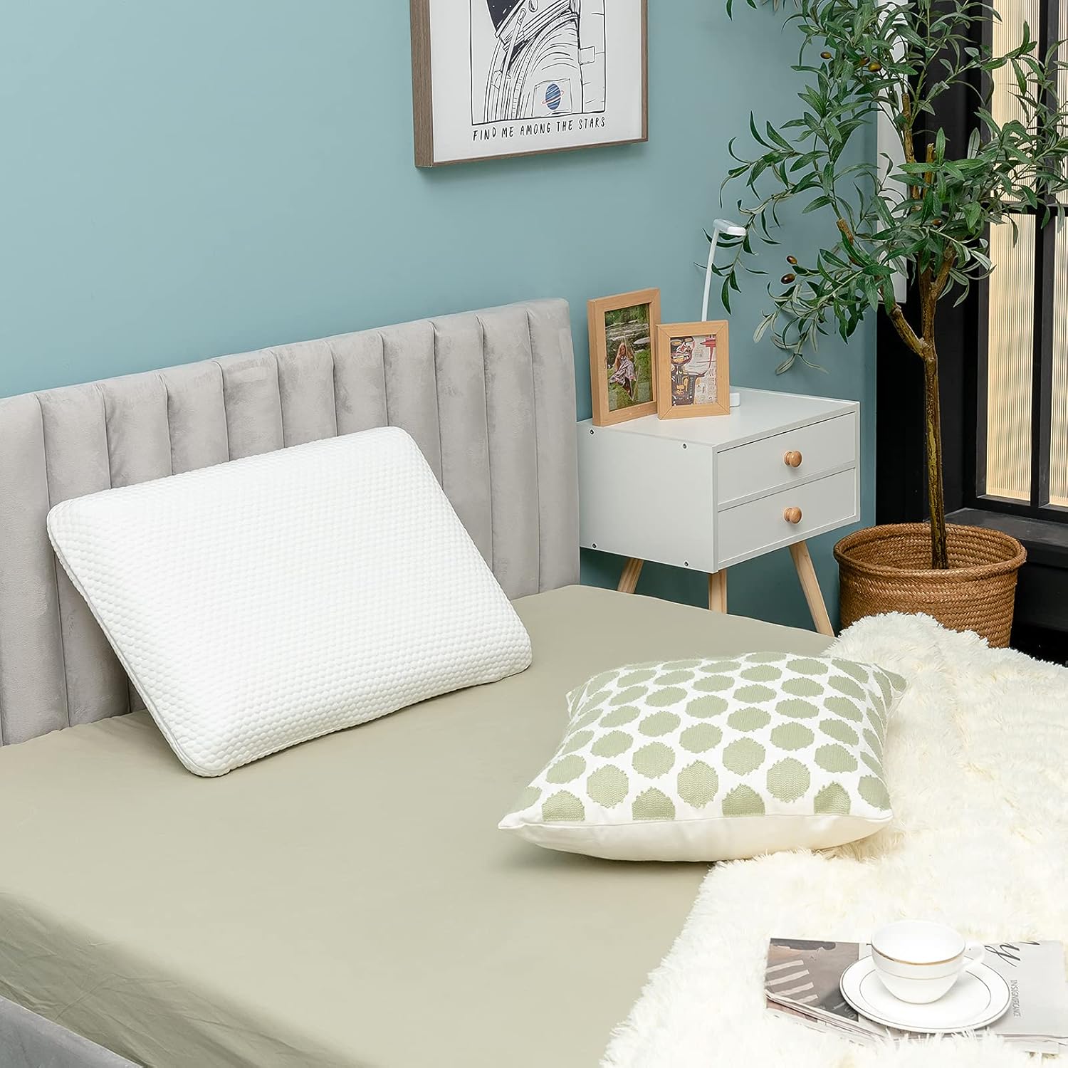 GORELAX Almohada de espuma viscoelástica, almohada ergonómica para dormir de lado, almohada suave para dormir con agujeros ventilados y funda