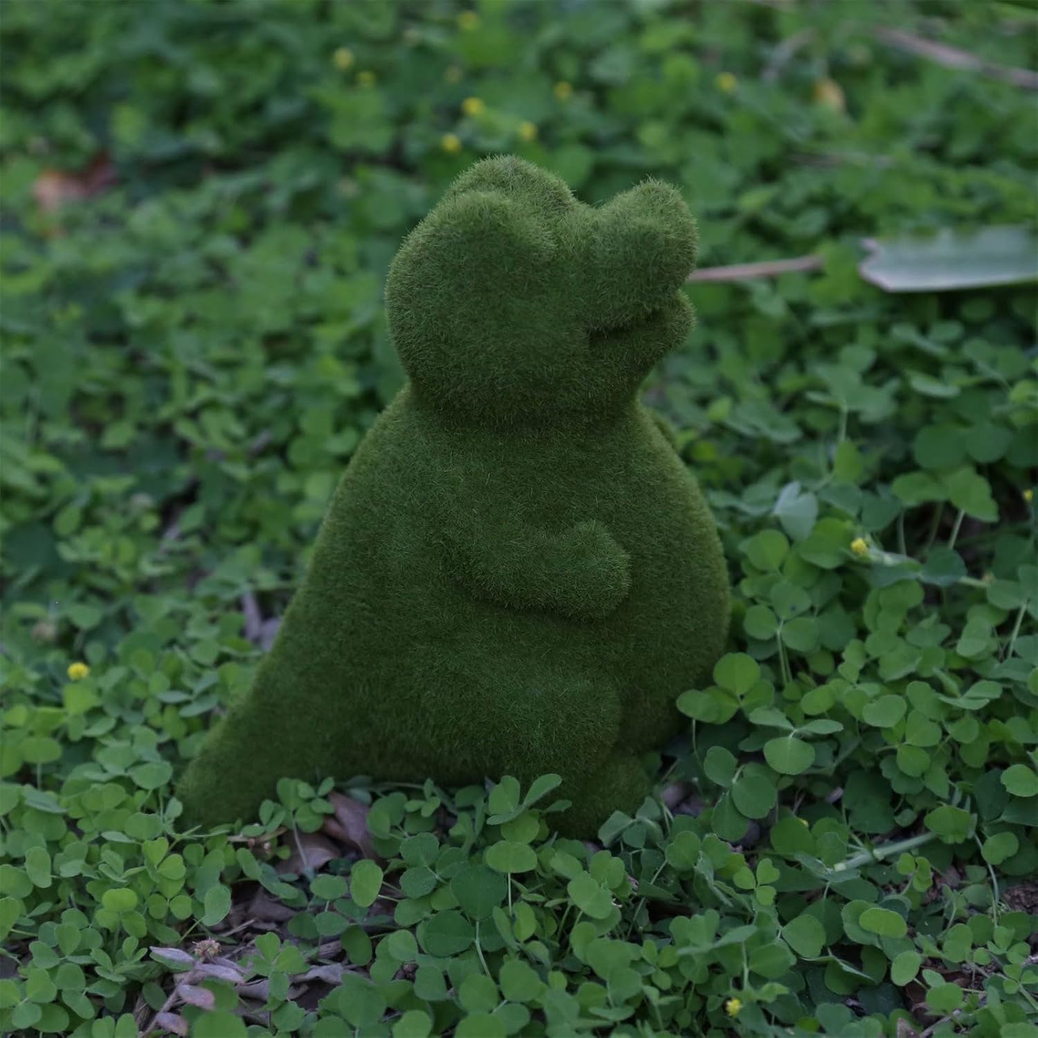 Weird Statua decorativa para orinar para perro, topiario, simulación verde, adorno para cachorro, maceta de pie (C, talla única)