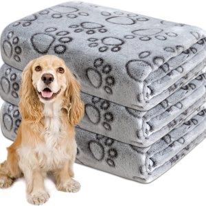 1 paquete de 3 mantas para perros medianos, manta de forro polar suave para perro, manta cálida para dormir, manta gris con bonito estampado de 1 paquete de 3 mantas para perros medianos, manta de forro polar suave para perro, manta cálida para dormir, manta gris con bonito estampado de