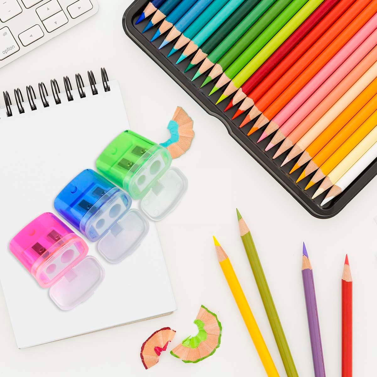 Paquete de 12 sacapuntas manuales para la escuela, oficina, hogar, aula, lápices de colores con doble agujero, con tapa para niños, sacapuntas