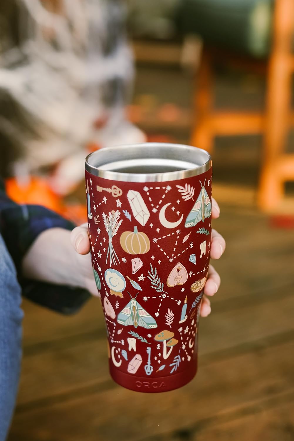 ORCA Vaso térmico de Halloween de 27 onzas con tapa para bebidas calientes y frías, acero inoxidable con tapa abatible de cuento de ballenas