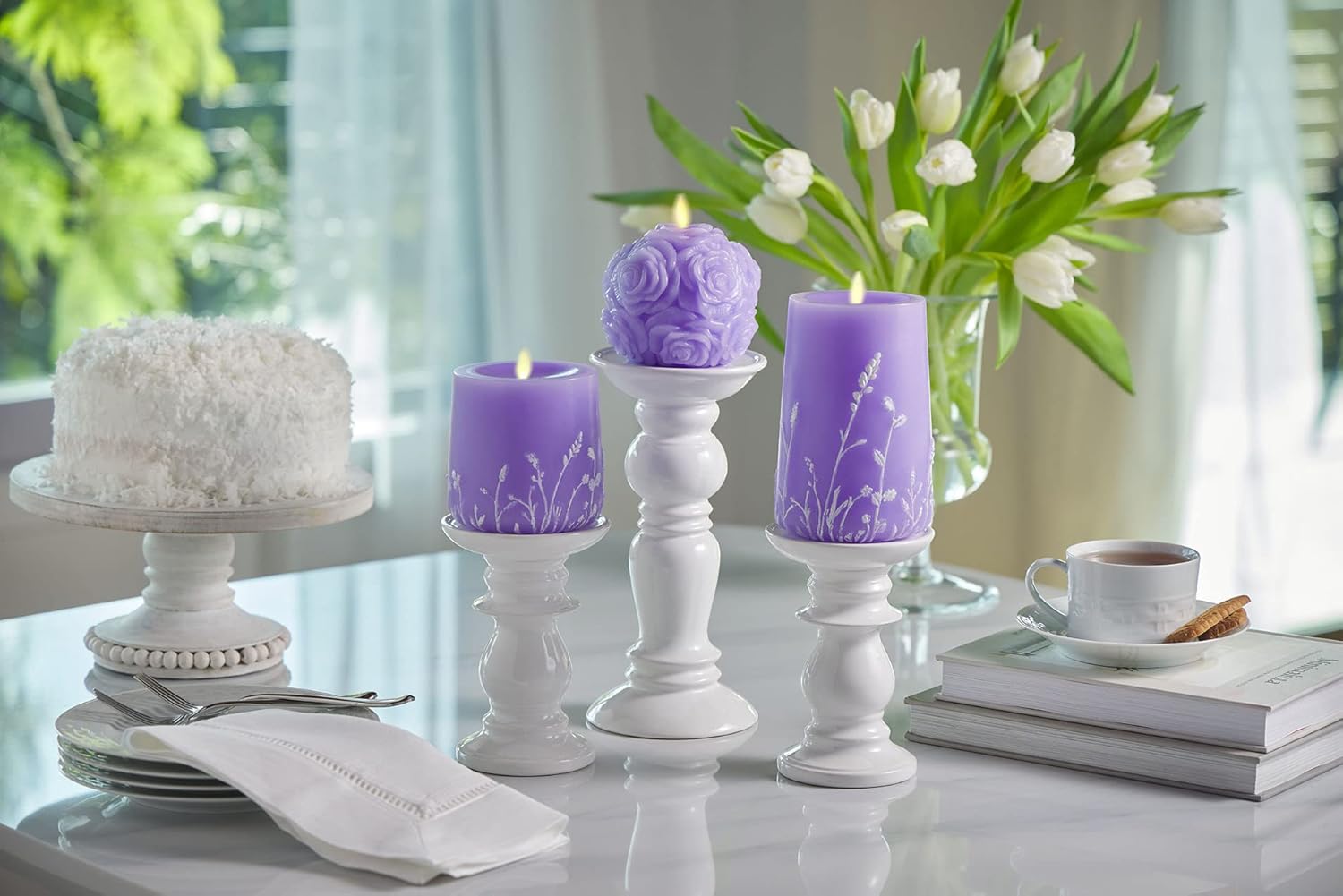 Luminara Pilar LED de vela de llama móvil sin llama, 4 x 6.5 pulgadas, con estampado floral en relieve, sin perfume, temporizador de borde empotrado
