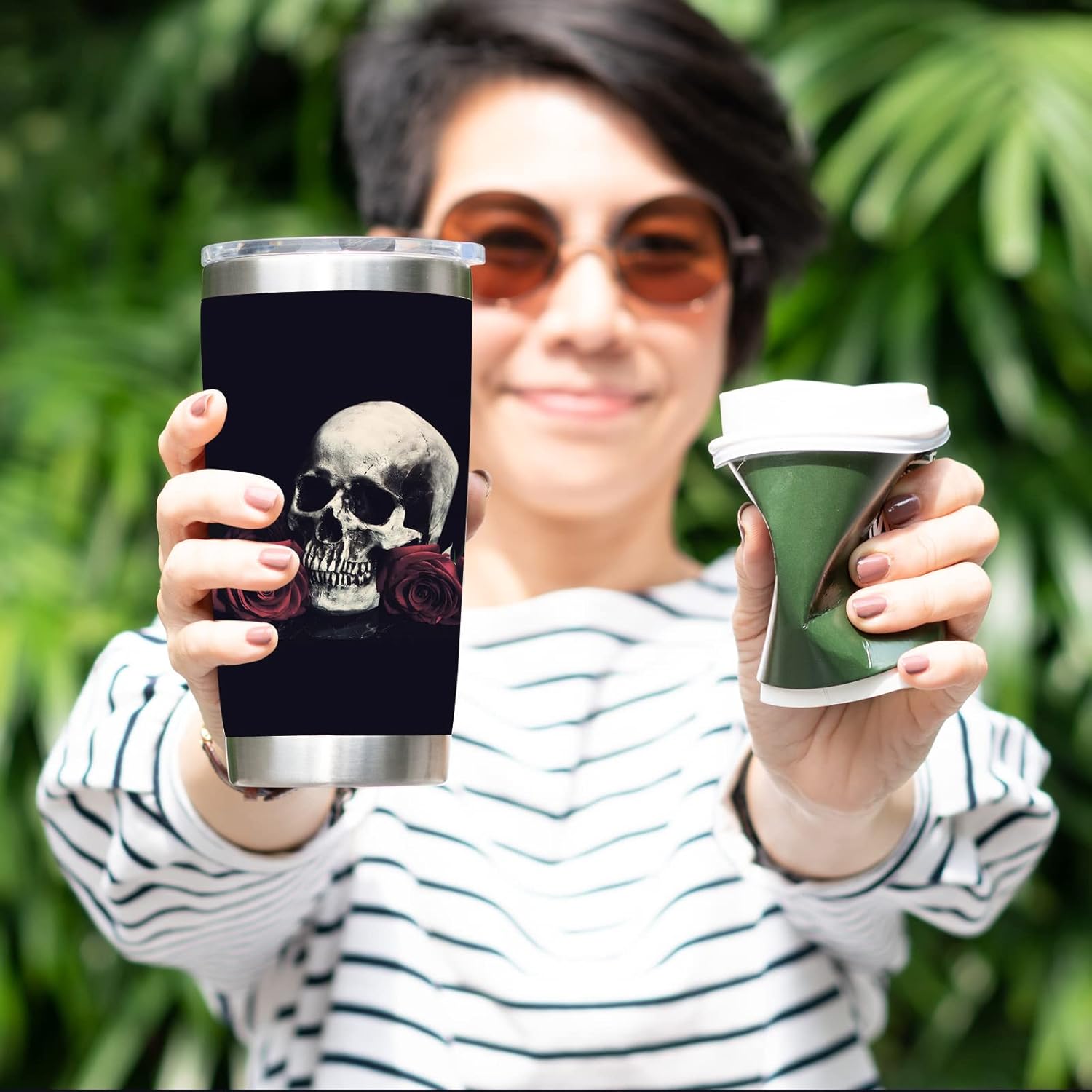 NVJUI JUFOPL Vaso de calavera con tapa de 20 onzas, regalos divertidos para hombres y mujeres, regalos de cumpleaños para papá y mamá, taza de café