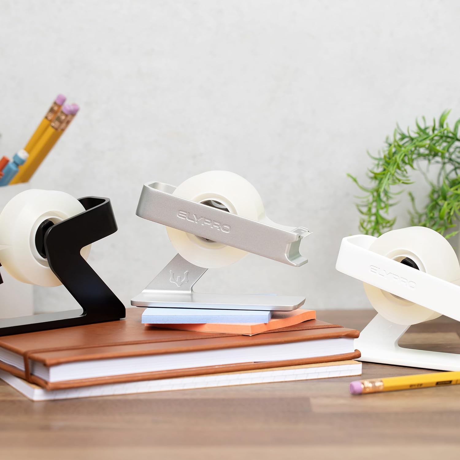 ELYPRO Dispensador de cinta moderna para escritorio de oficina, diseño elegante y minimalista, hecho meta pesado, ahorra espacio, perfecto para uso