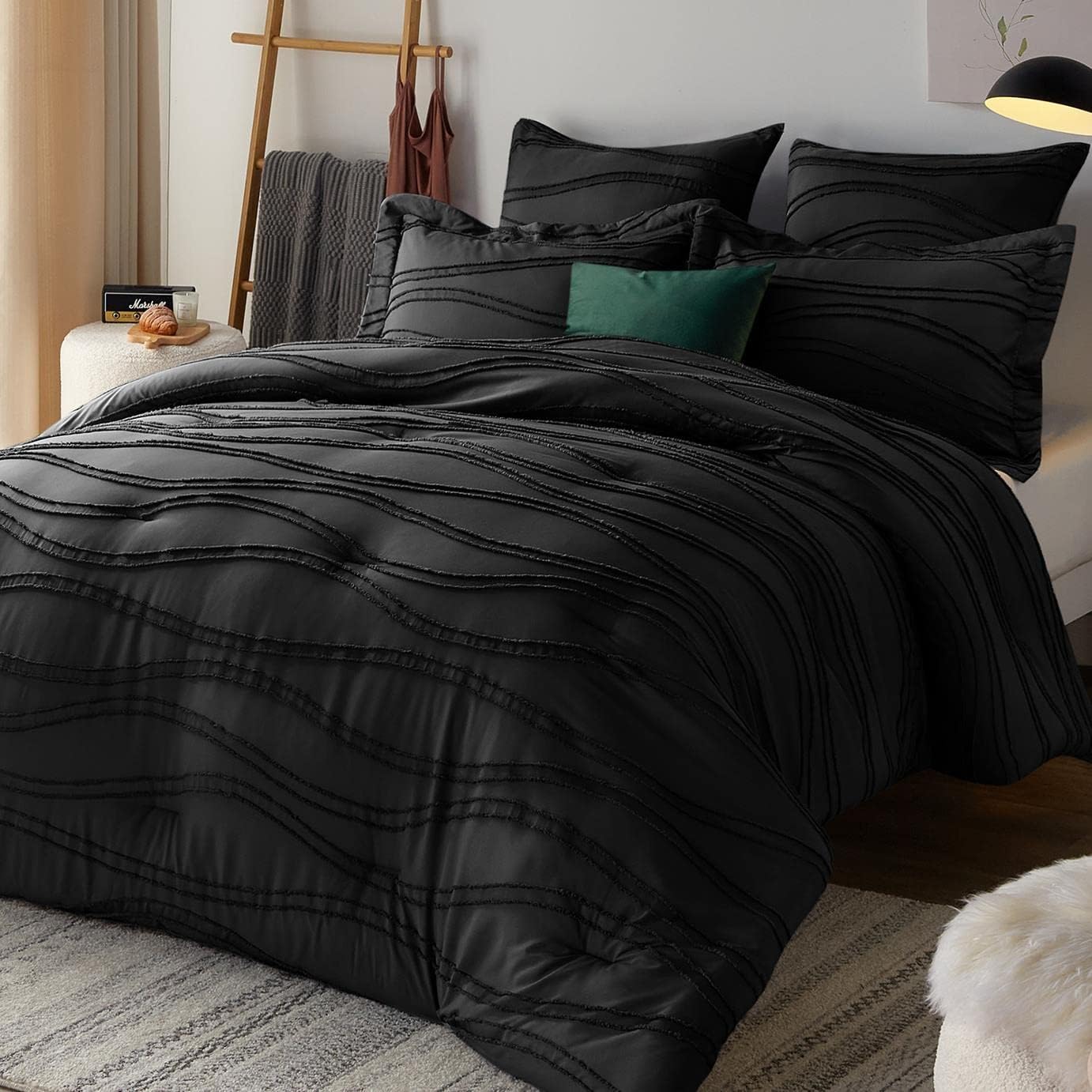 Gemarwel Juego de edredón negro tamaño individual, edredón blanco suave de 2 piezas, juego de ropa de cama y colecciones ligero bohemio copetudo