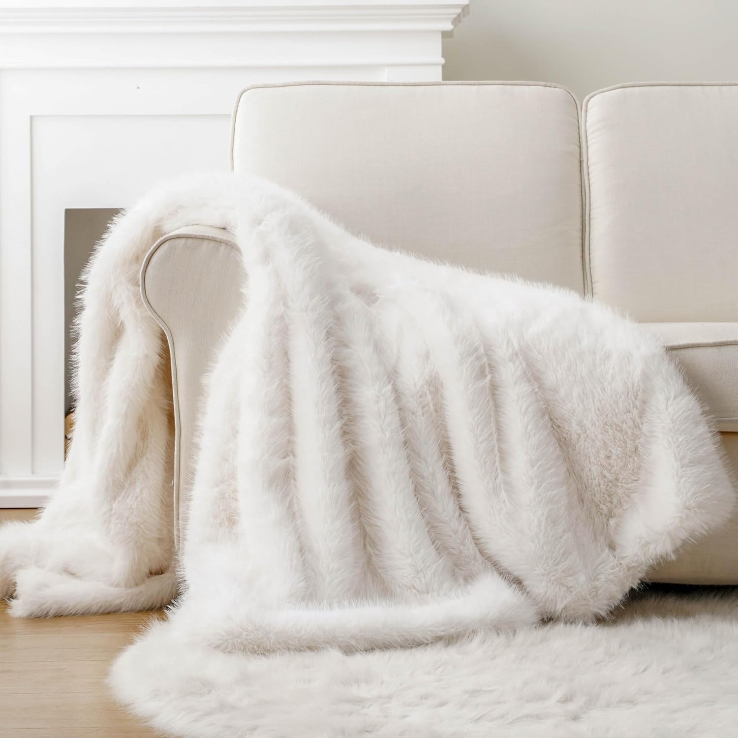 BATTILO HOME Manta de piel sintética blanca de lujo, esponjosa, acogedora, suave y cálida para sofá, silla, cama, manta de felpa de pelo largo con