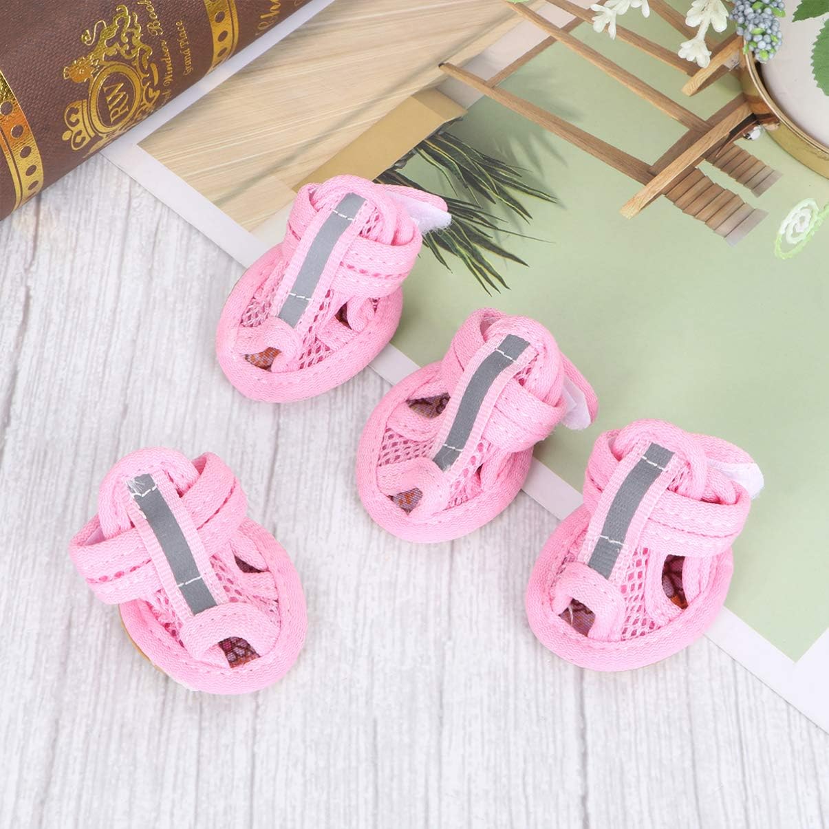 Botas para perros, 4 unidades de malla transpirable de algodón, zapatos de verano para perros, escándalos para perros, protectores de patas para