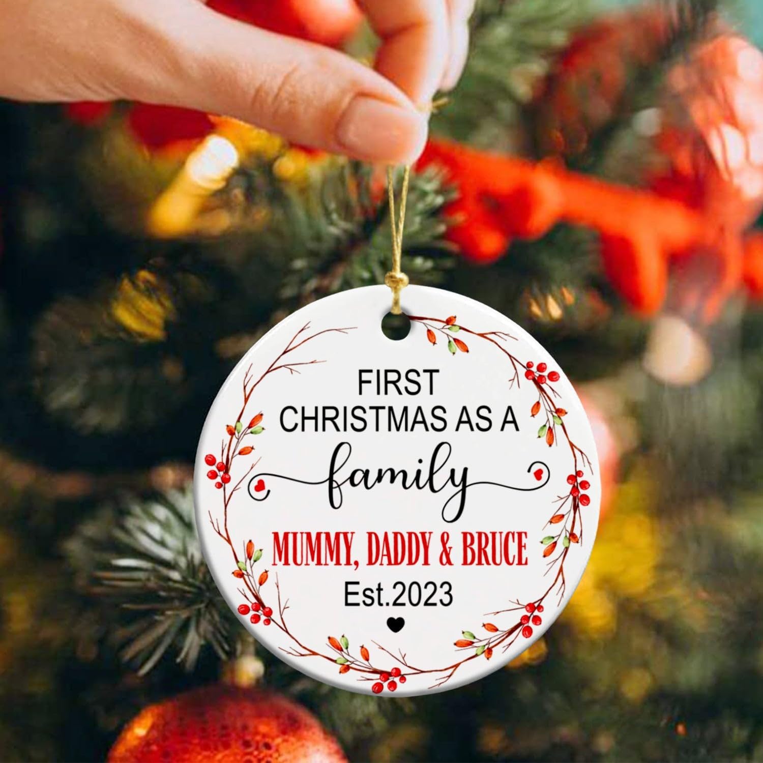 Adorno de cerámica personalizado para la primera Navidad como una familia de tres 2023, adorno de Navidad personalizado para la primera Navidad como