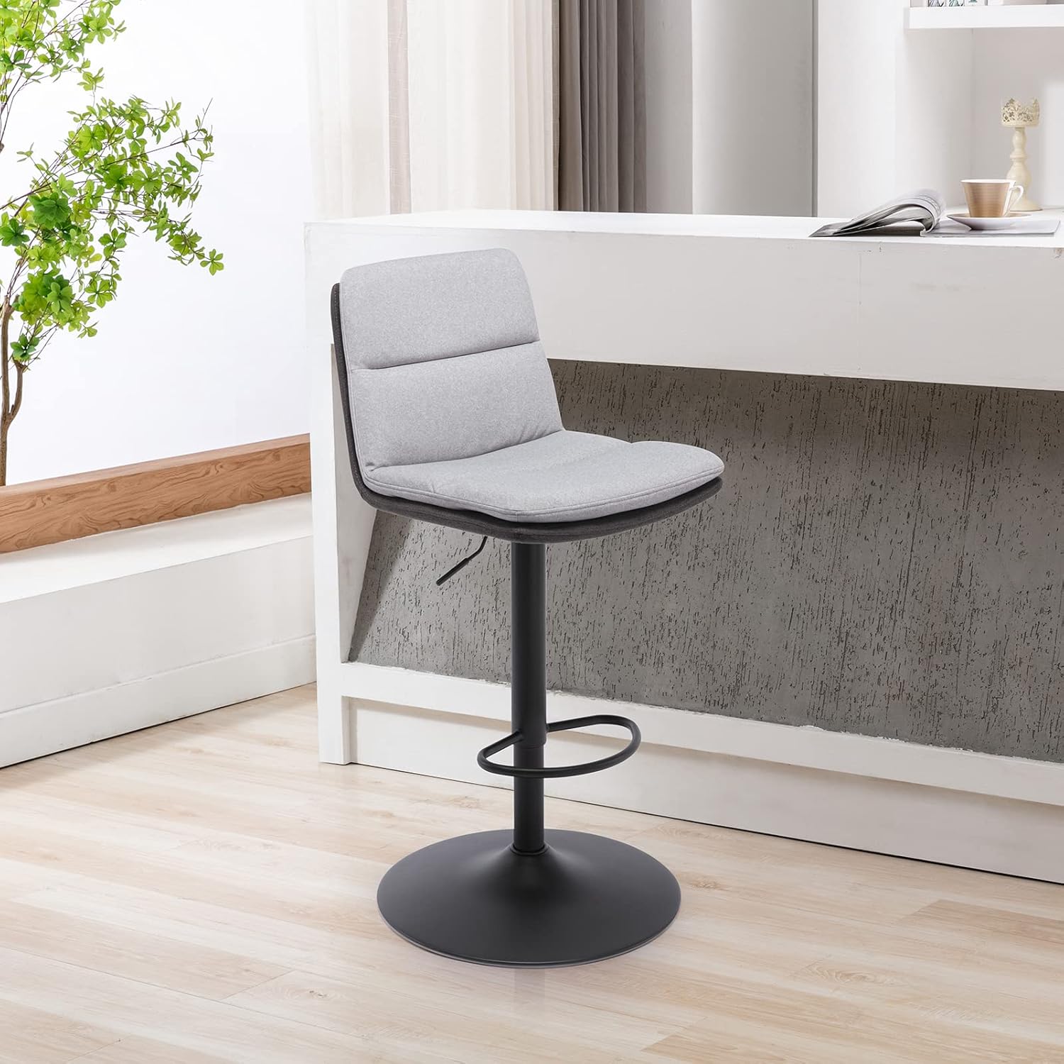 Brage Living Taburete de bar ajustable de tela, taburete giratorio de altura de mostrador con respaldo, silla de bar de cocina sin brazos para