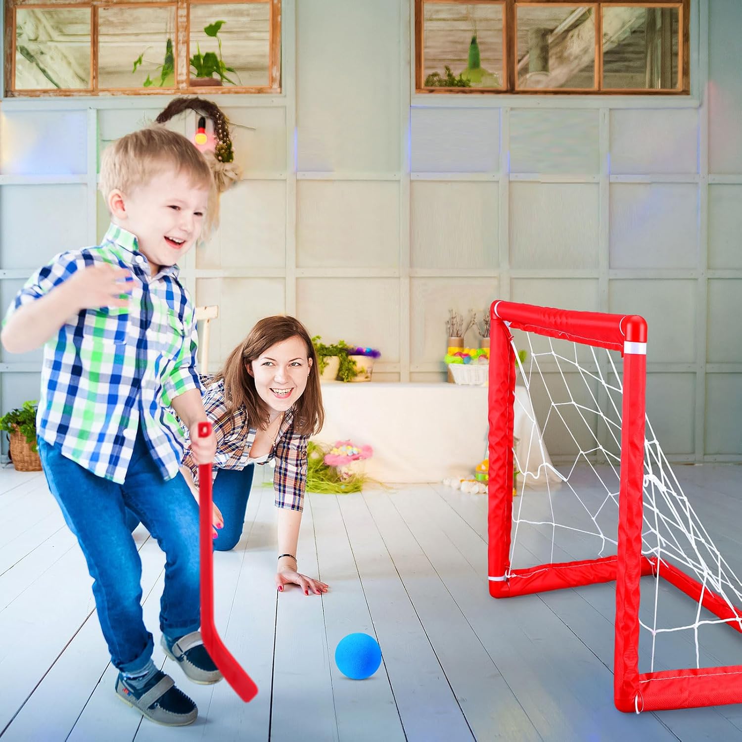 Juego de 2 juegos de mini hockey para niños, incluye 2 redes de hockey, 2 mini portería de hockey, 4 mini palos de hockey de plástico, 4 bolas de