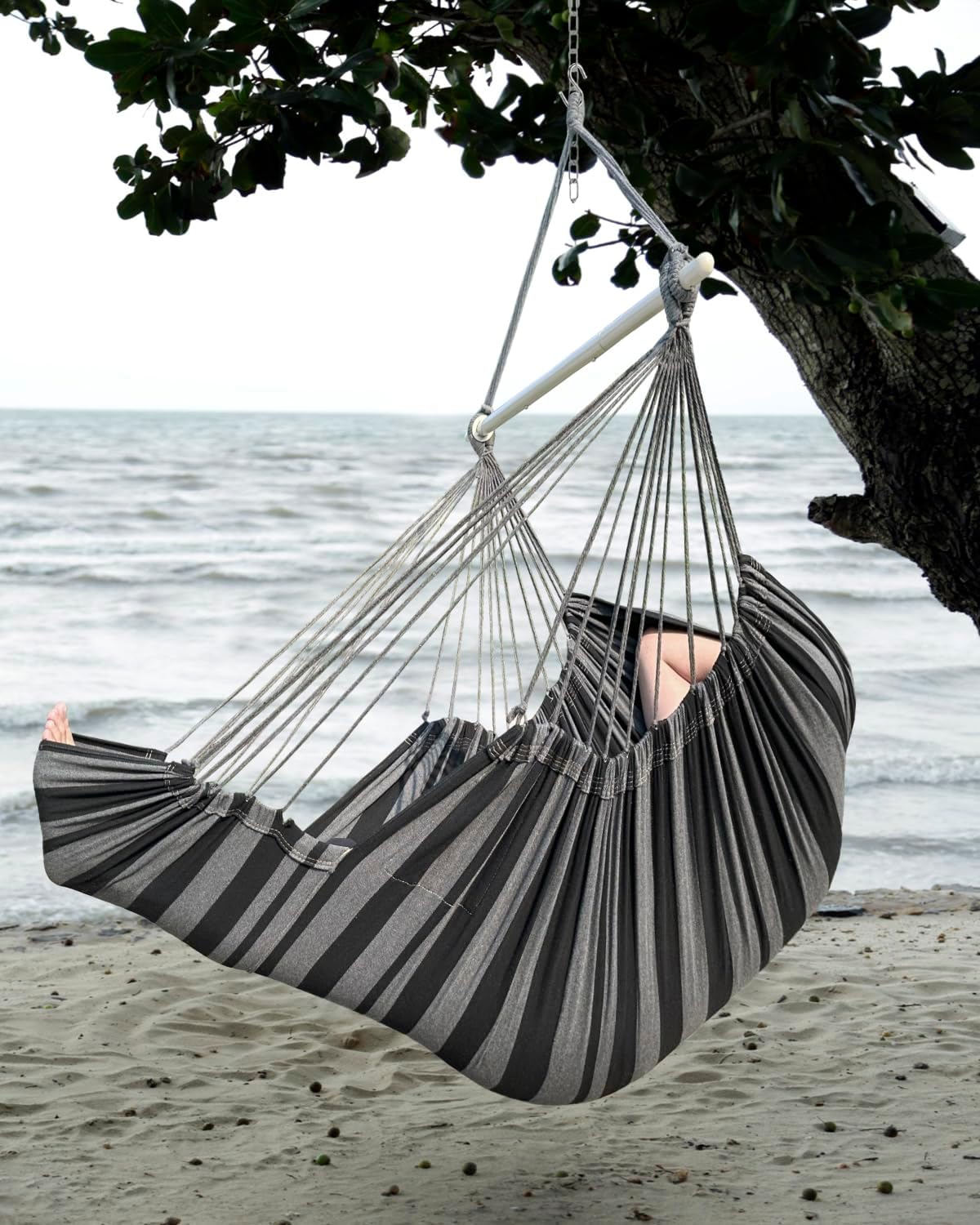 Lulladle Silla hamaca colgante con reposapiés con barra de metal desmontable máximo 500 libras, incluye accesorios de instalación, hamaca grande