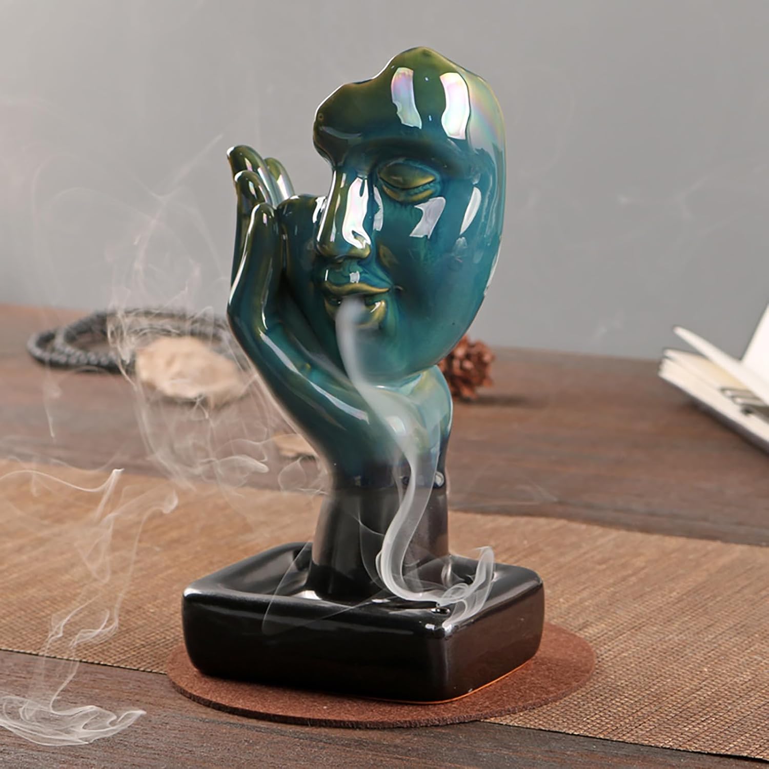 YYW Thinking Statue – Soporte para incienso con reflujo, quemador de incienso, cascada, adorno de aromaterapia, decoración del hogar con conos de