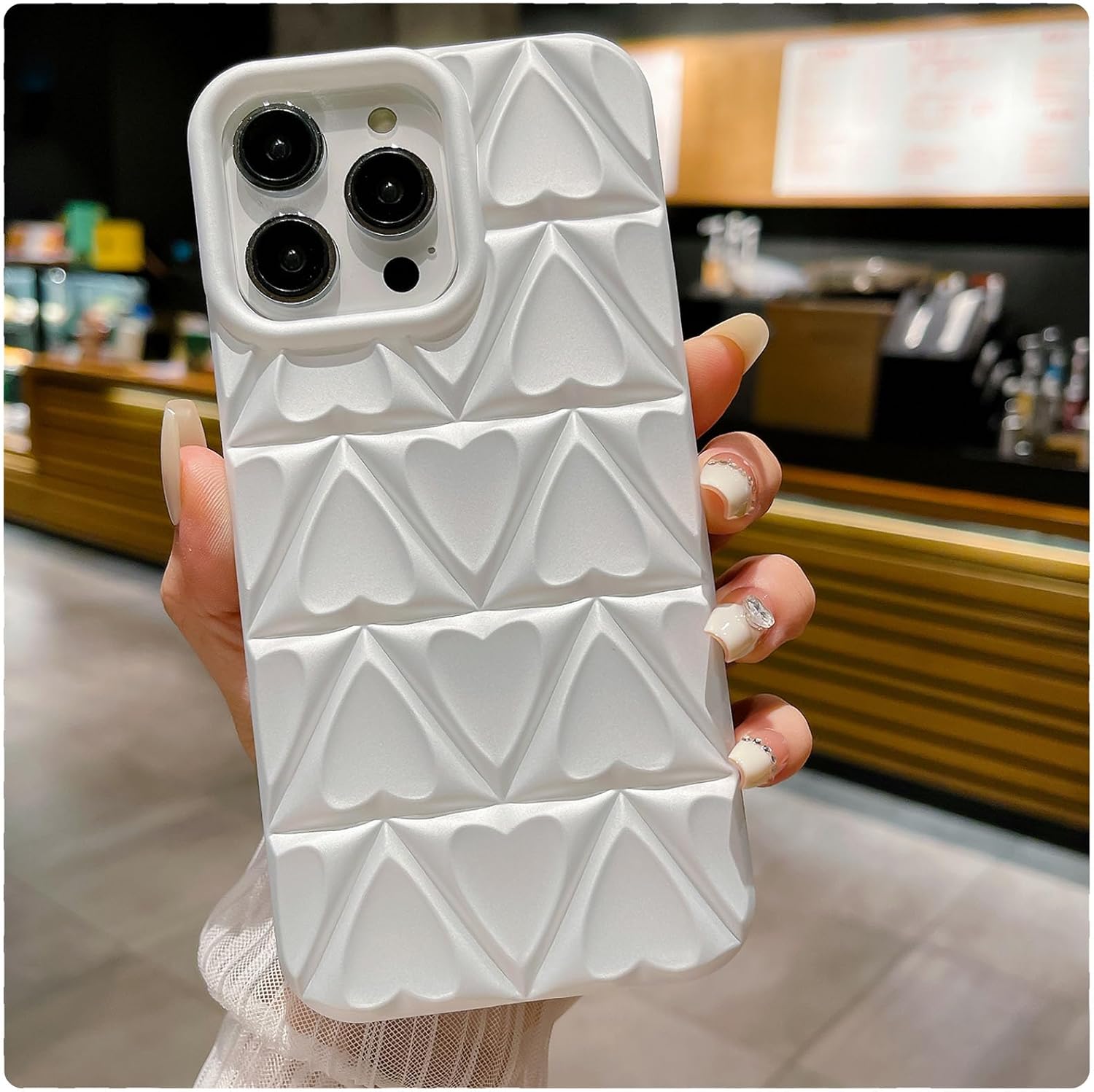 HYUEKOKO Funda compatible con iPhone 14 Pro Max, diseño de corazón de amor, TPU suave, a prueba de golpes, funda protectora para cámara para mujeres
