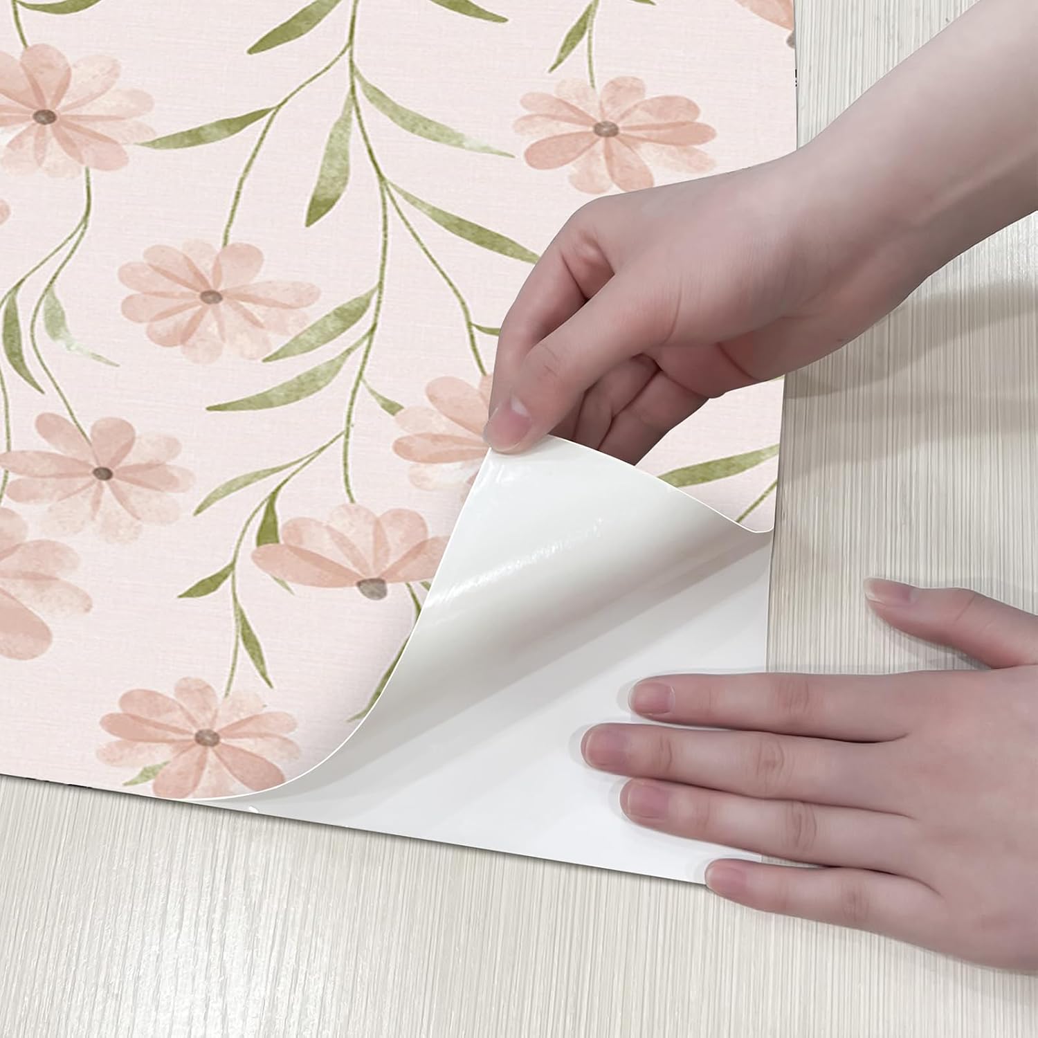 Papel tapiz floral para despegar y pegar, papel tapiz de margaritas rosas de verano, papel tapiz adhesivo para decoración de pared (393 x 17.7
