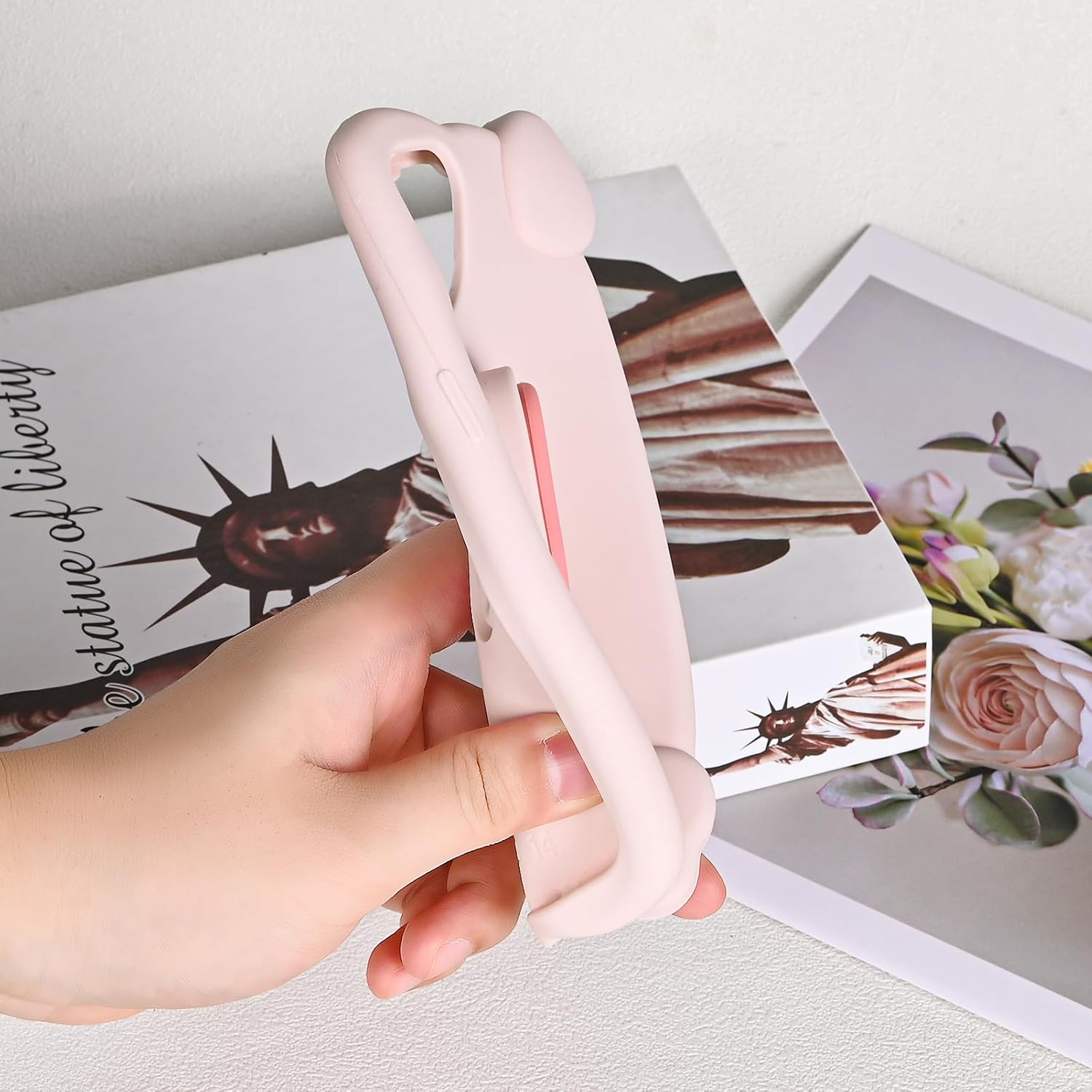 Uioeua – Funda multifunción compatible con iPhone 11 con silicona suave, divertida, elástica, soporte para nariz de cerdo rosa, protección de cuerpo
