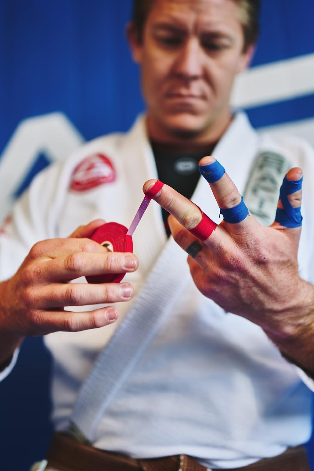 Bighorn Athletics Cinta para dedos Jiu-Jitsu, 0.3 pulgadas x 45 pies, 8 rollos (azul) – Cinta versátil para artes marciales, escalada y más