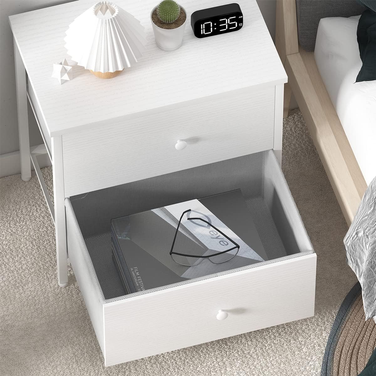 BOLUO Mesita de noche blanca con 2 cajones para dormitorio, mesita de noche pequeña con cajones de tela, mesita de noche moderna