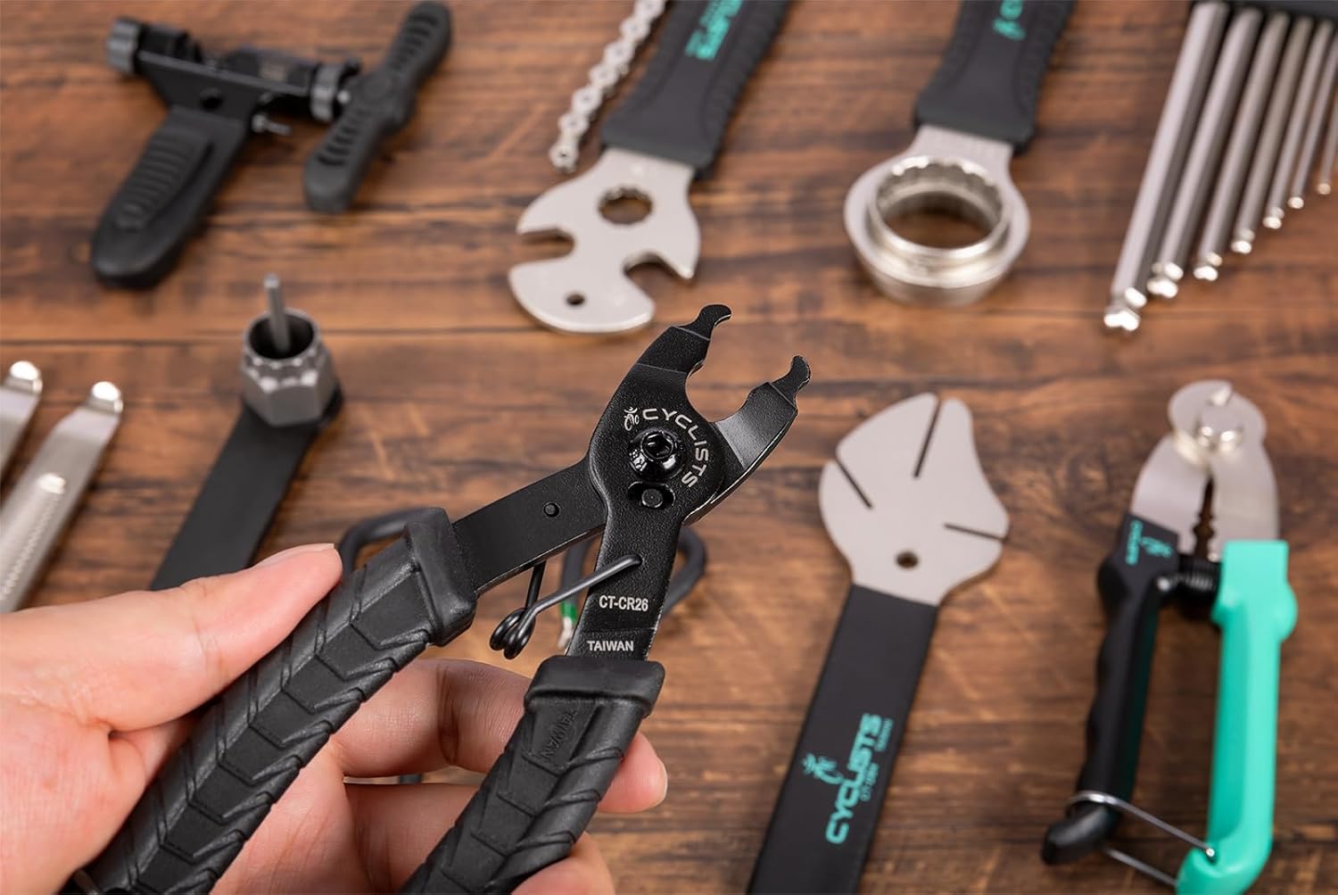 Kit de herramientas para bicicleta con estuche de almacenamiento, juego de herramientas de reparación de bicicletas de 35 piezas portátil,
