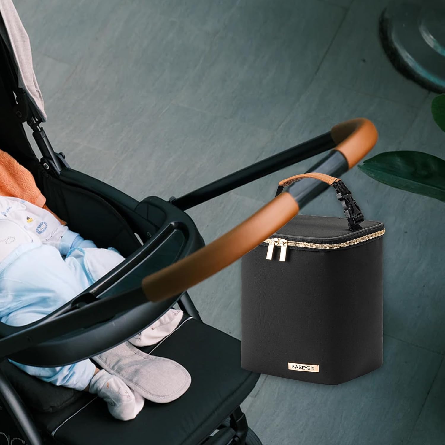 Bolsa enfriadora de leche materna con bolsa de hielo para 4 biberones de hasta 9 onzas, bolsa enfriadora de biberones adecuada para madres