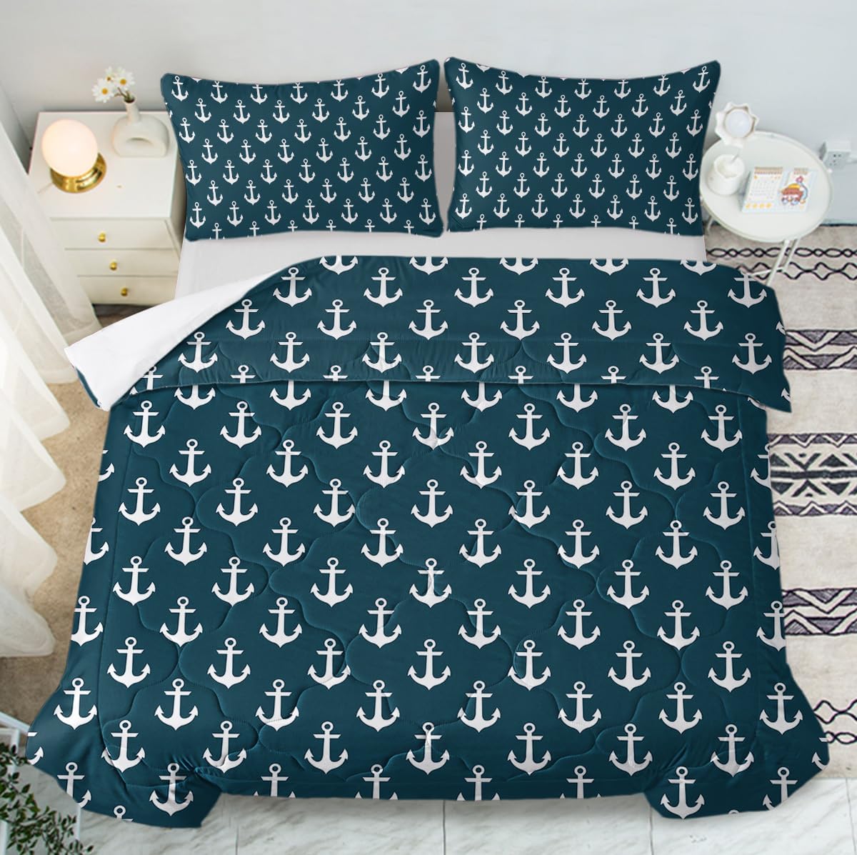 DECOVOGUE Juego de edredón de 3 piezas con diseño náutico oceánico para niños y hombres con anclajes blancos sobre azul marino, tamaño Queen (90
