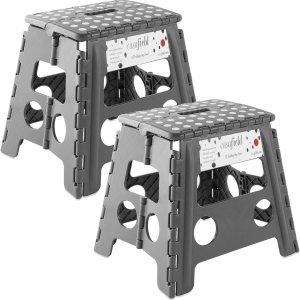 Casafield Taburete plegable de 13 pulgadas con asa (juego de 2), gris, taburete plegable portátil de plástico pequeño para adultos, uso en la Casafield Taburete plegable de 13 pulgadas con asa (juego de 2), gris, taburete plegable portátil de plástico pequeño para adultos, uso en la