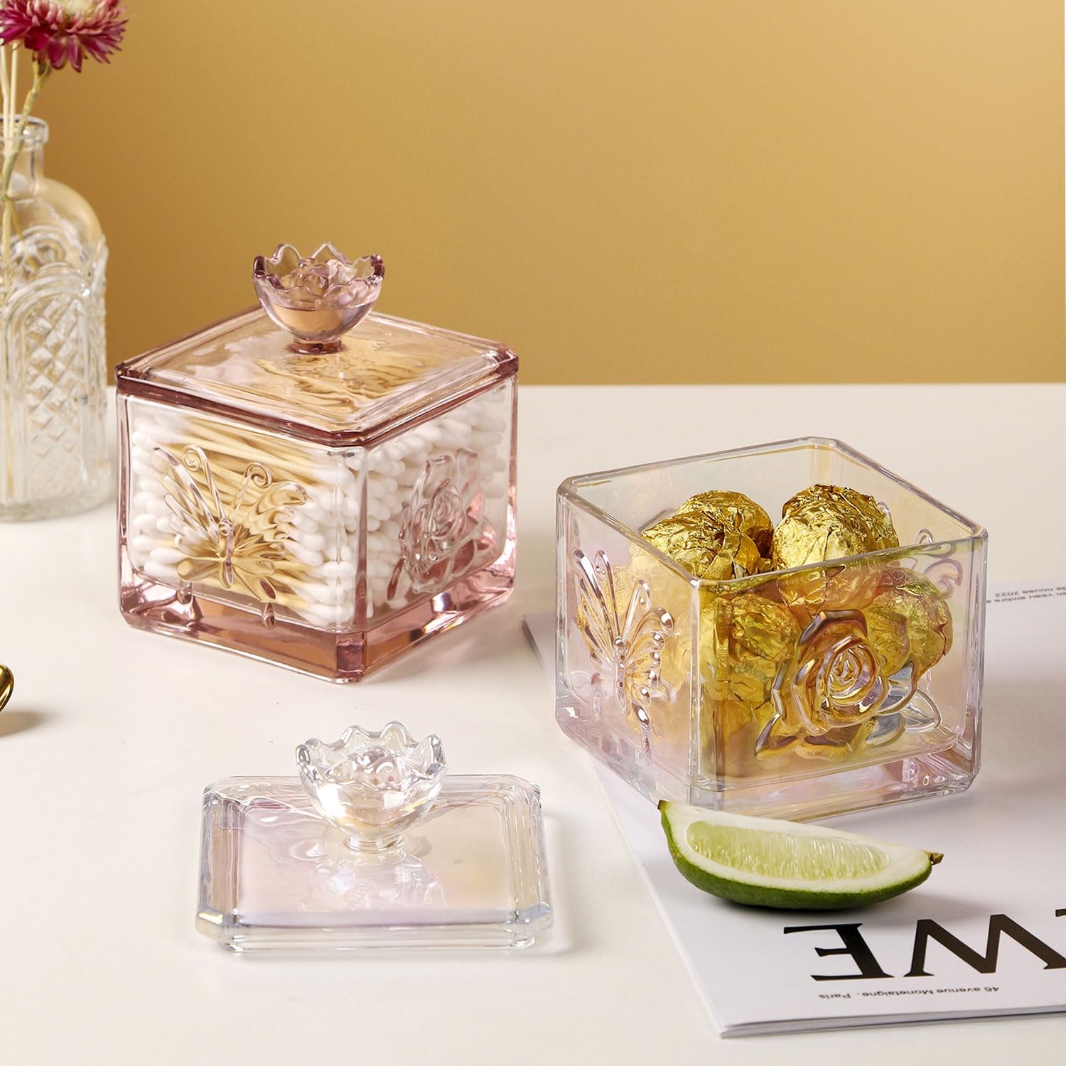 WHJY Lindo tarro de cristal vintage para dulces con tapa, tarro de cristal iridiscente para escritorio de oficina, platos de caramelo rosa para bufé