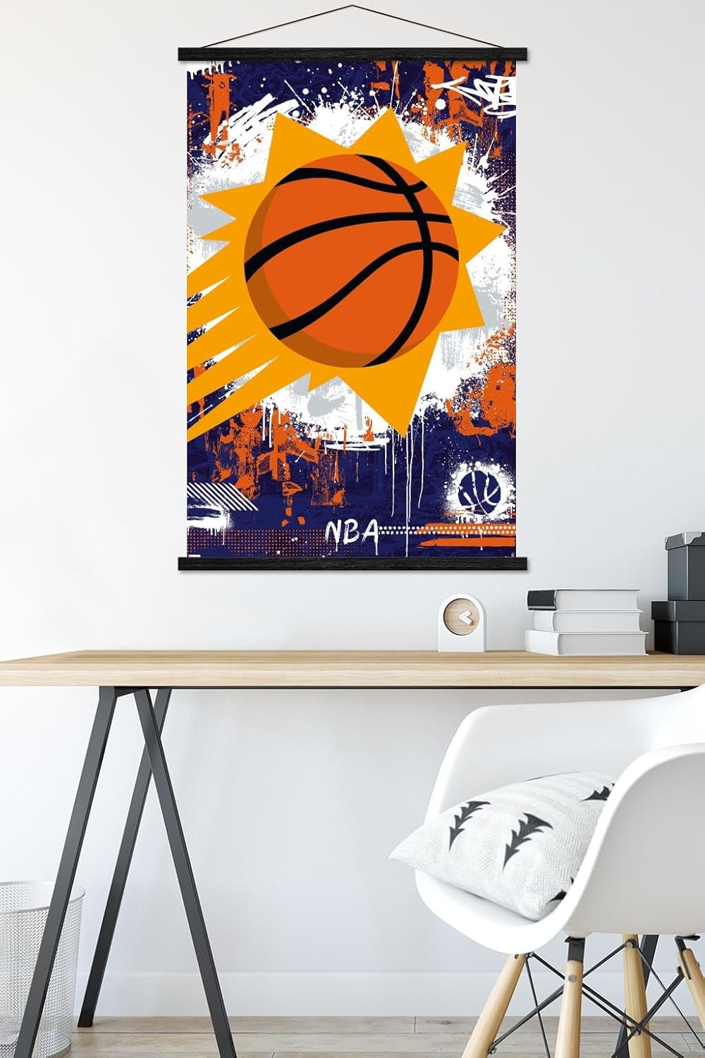 Trends International NBA Phoenix Suns – Póster de pared con logotipo Maximalist 23 con marco magnético