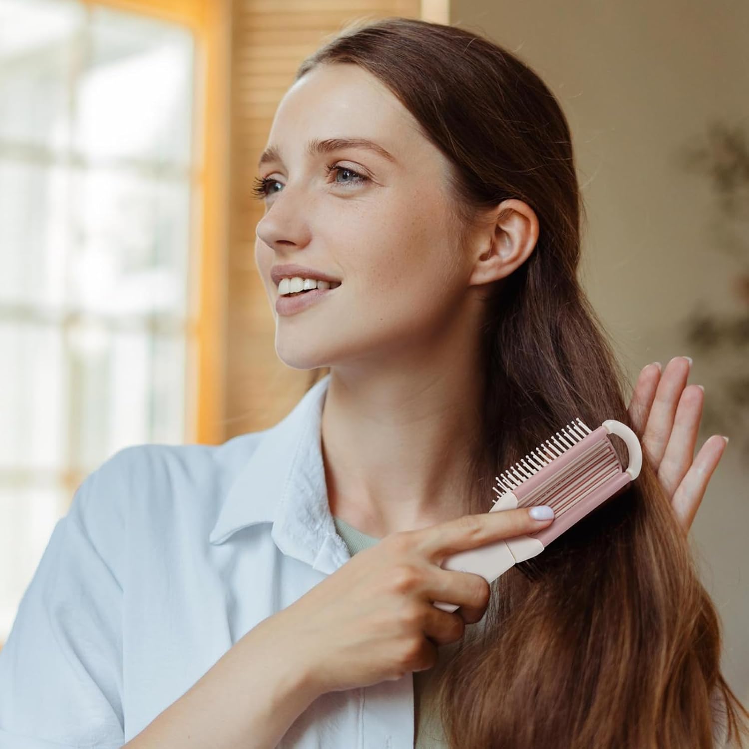 RHOS Cepillo plegable con espejo para mujeres y niñas, mini cepillo portátil para el cabello, cepillo de pelo de bolsillo pequeño con cerdas de