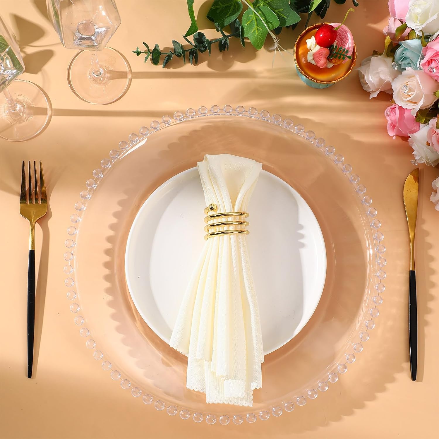 100 platos de carga redondos transparentes de 13 pulgadas, de plástico, platos de servicio decorativos con borde de cuentas para bodas, fiestas de