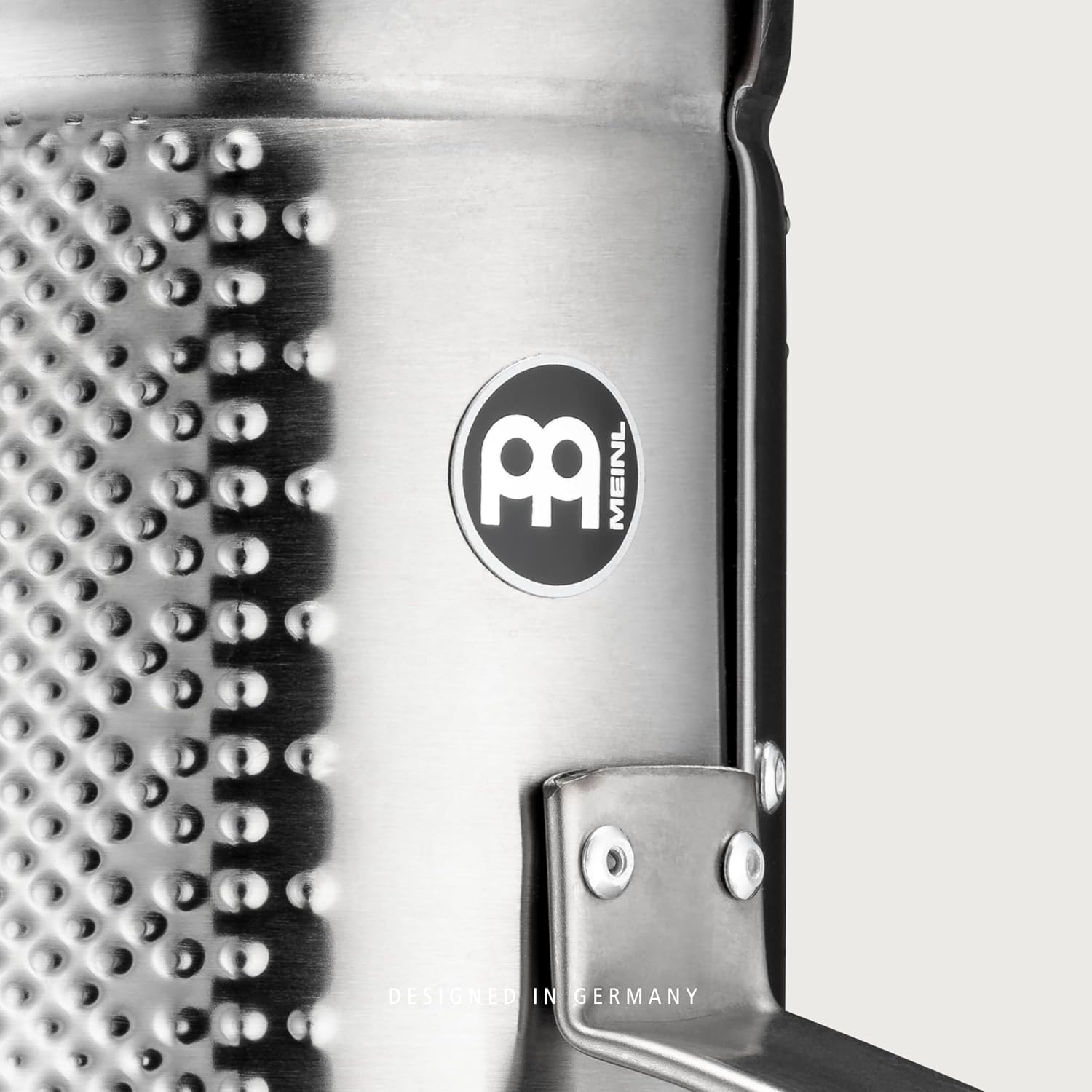 Meinl Percussion Guira Metal GuiroMerengue Güira con rascador  NO fabricado en China  Acero cepillado, 2 años de garantía (MGU2)