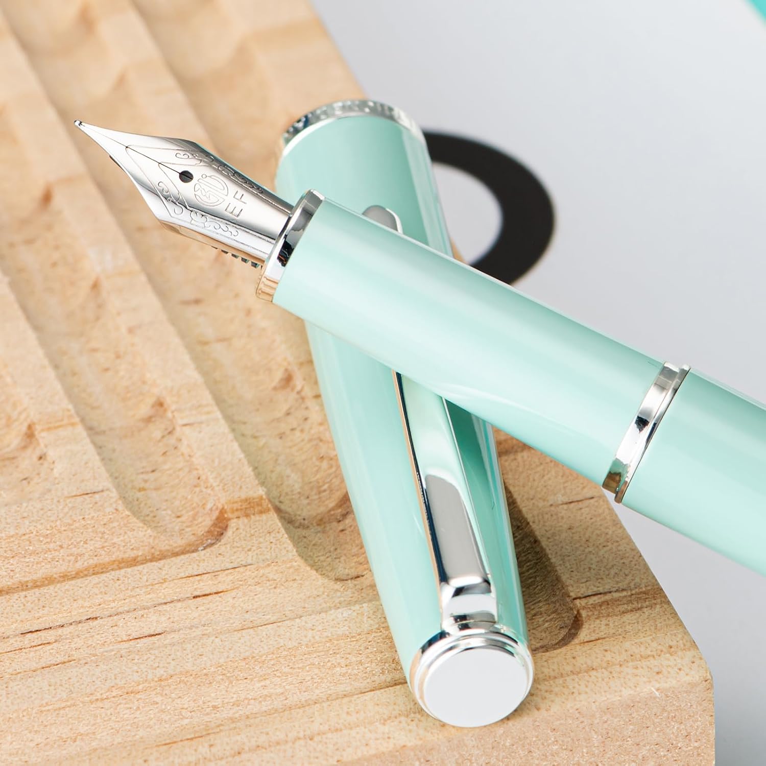 Hongdian 920S – Pluma estilográfica verde meta, pluma clásica de punta fina iridio con convertidor de tinta