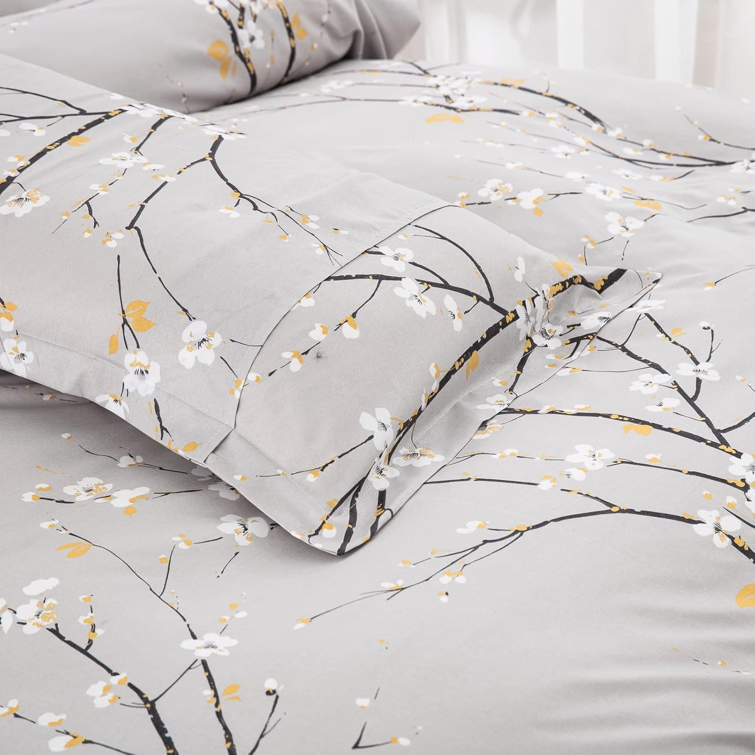 WONGS BEDDING Juego de funda de edredón gris tamaño individual, juego de ropa de cama con estampado de flor de ciruelo con 1 funda de almohada, 2