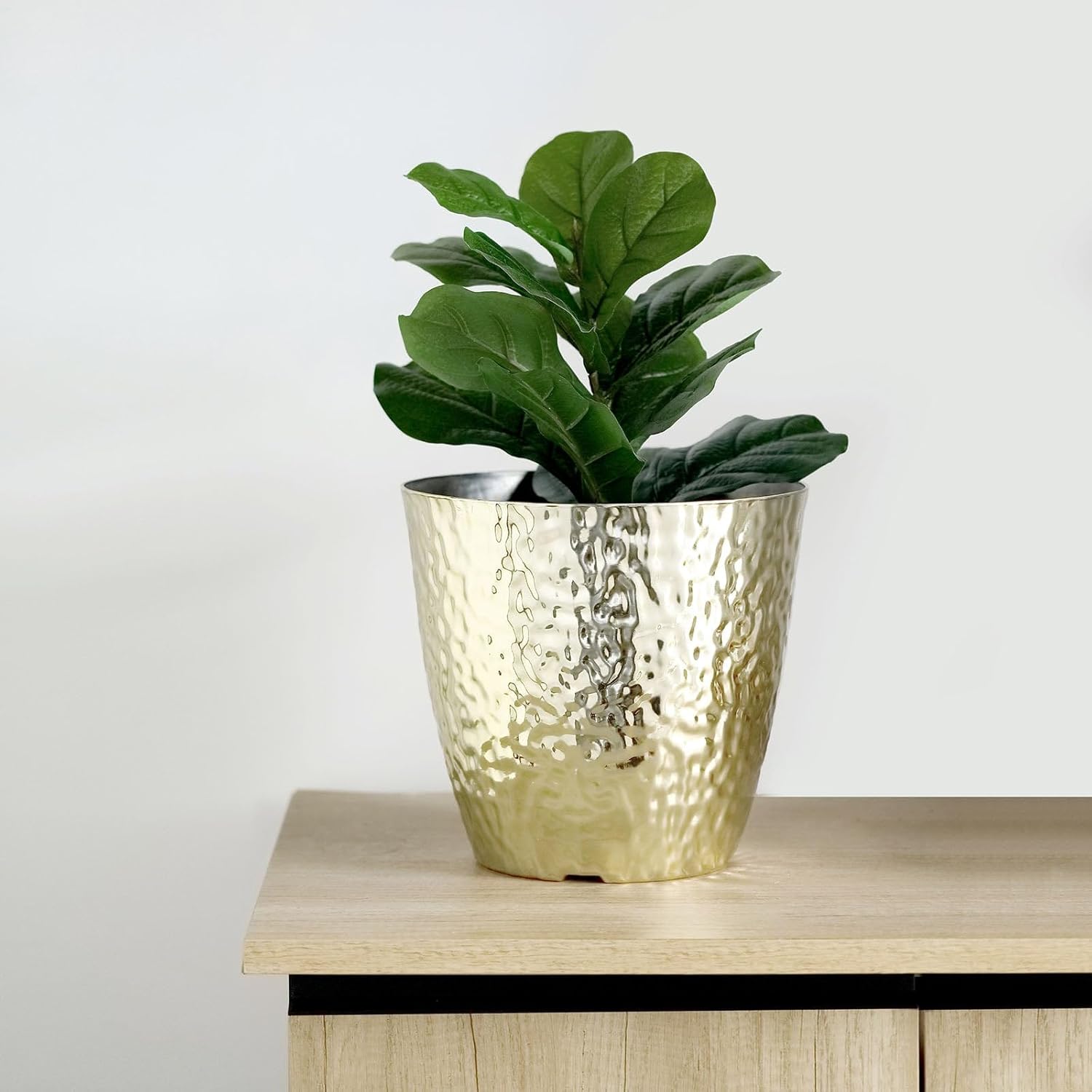 Efavormart – Maceta de polipropileno dorado de 11 pulgadas para interiores, maceta para plantas con diseño martillado metálico