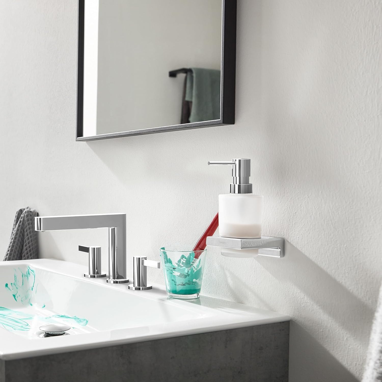 hansgrohe 41745000 AddStoris Dispensador de jabón, cromado