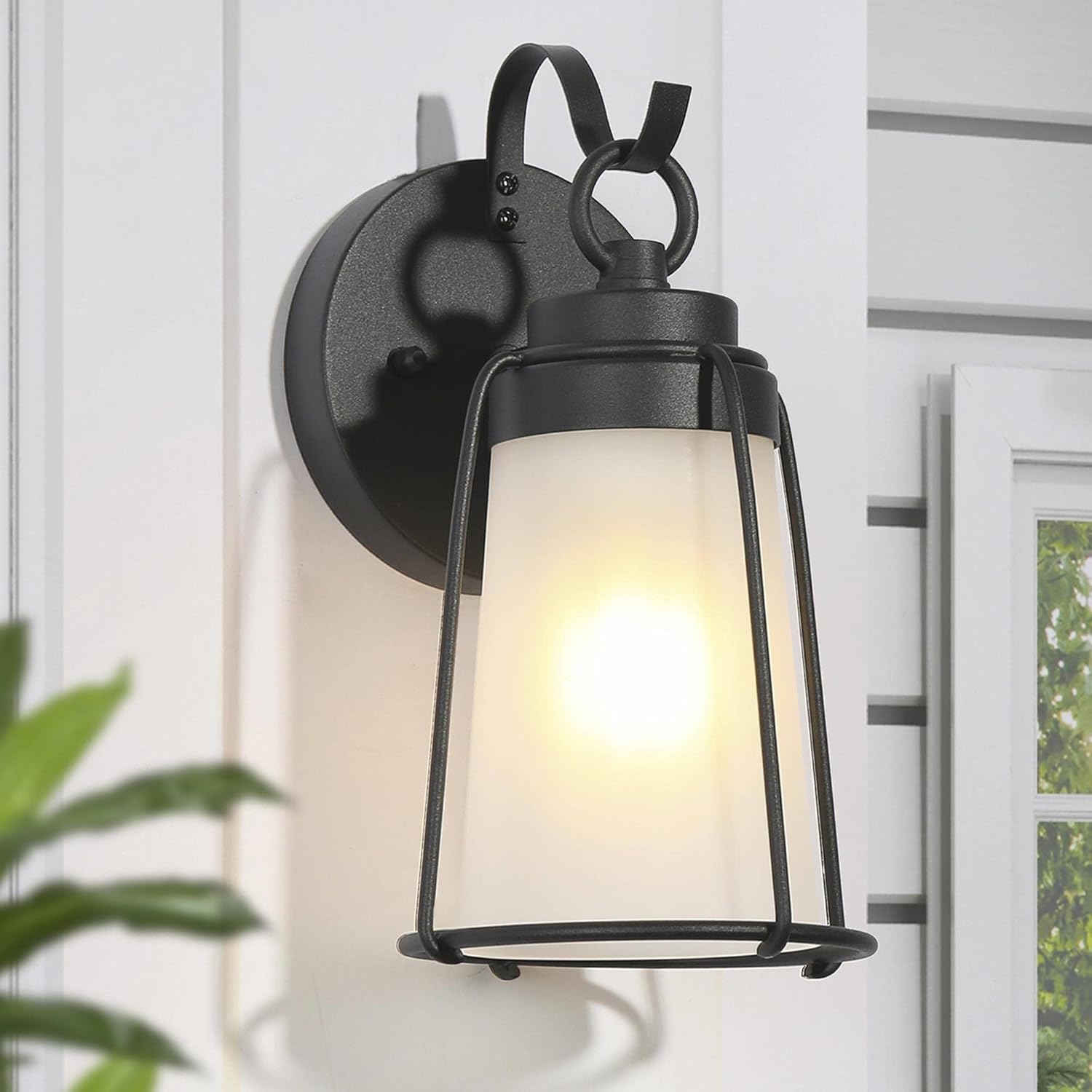 GEPOW Lámpara de pared exterior estilo granja, apliques de pared exterior negra con vidrio esmerilado, luces de porche antioxidantes para puerta