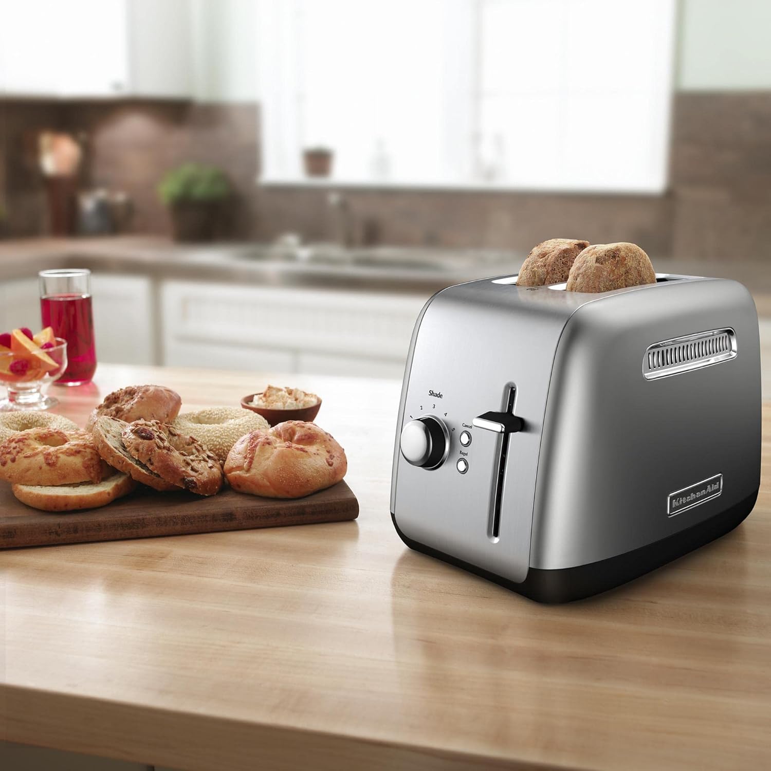 KitchenAid KCM1208DG – Cafetera con cabezal de ducha en espiral de goteo, 12 tazas, gris mate y tostadora KMT2115, 2 rebanadas