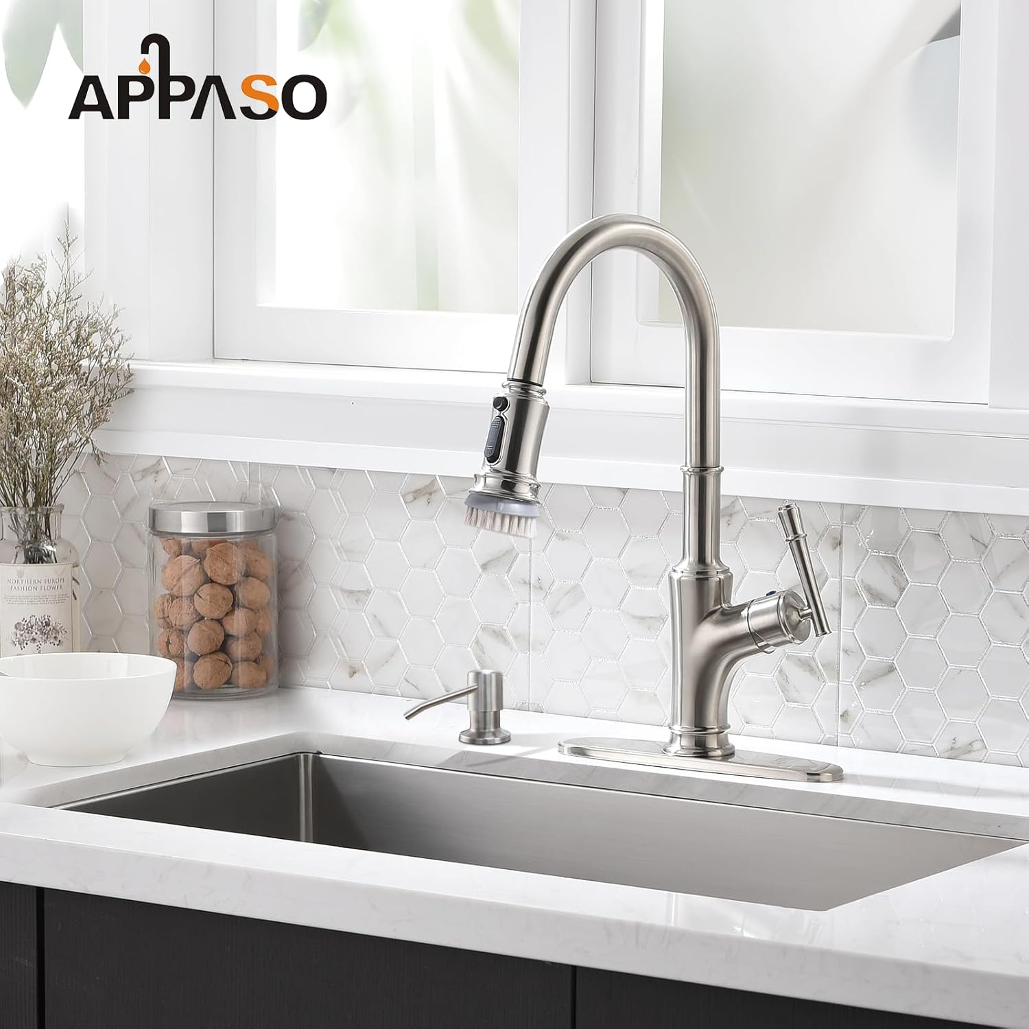 APPASO Grifo de cocina con dispensador de jabón  Grifo de fregadero de cocina con rociador desplegable de una sola manija, níquel cepillado, grifos