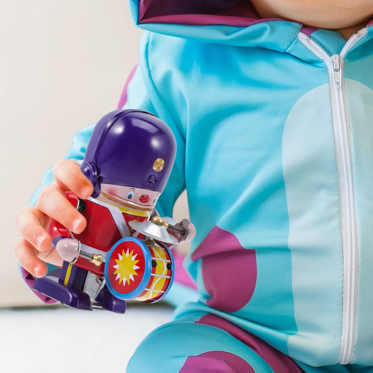 ABOOFAN Juguete de cuerda de hojalata de juguete mecánico que camina baterista soldado retro Pascua Vintage Wind- up juguete para niños, novedad de
