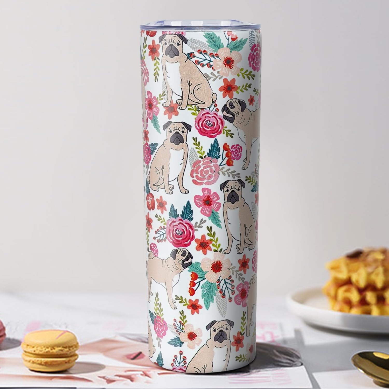 Vaso de viaje aislado de acero inoxidable de 20 onzas, diseño de pug con tapa y popote