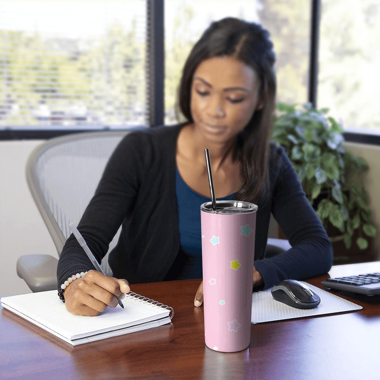 Vaso de agua para adultos, botella de agua de doble pared para niños, taza de café rosa de 20 onzas, regalo para niñas y mujeres