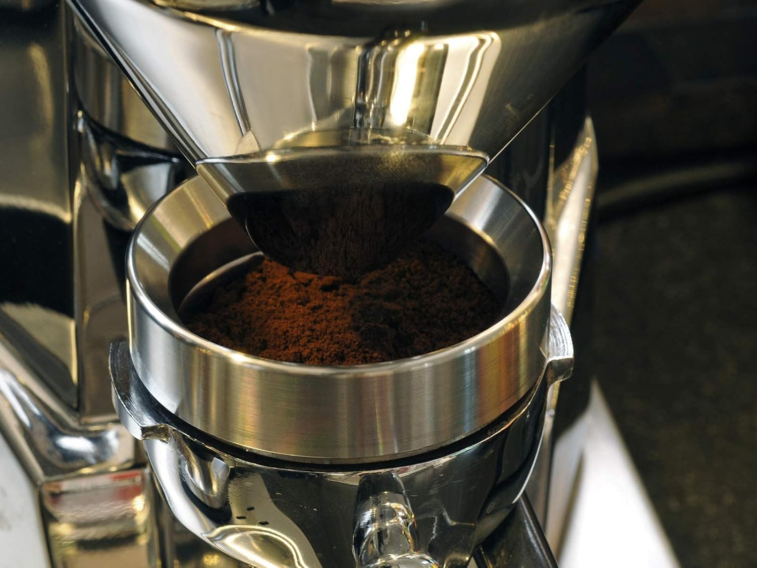 YOLOYO – Embudo dosificador de 2.303 in, embudo dosificador de espresso fabricado con precisión, embudo portafiltro de acero inoxidable 100% para