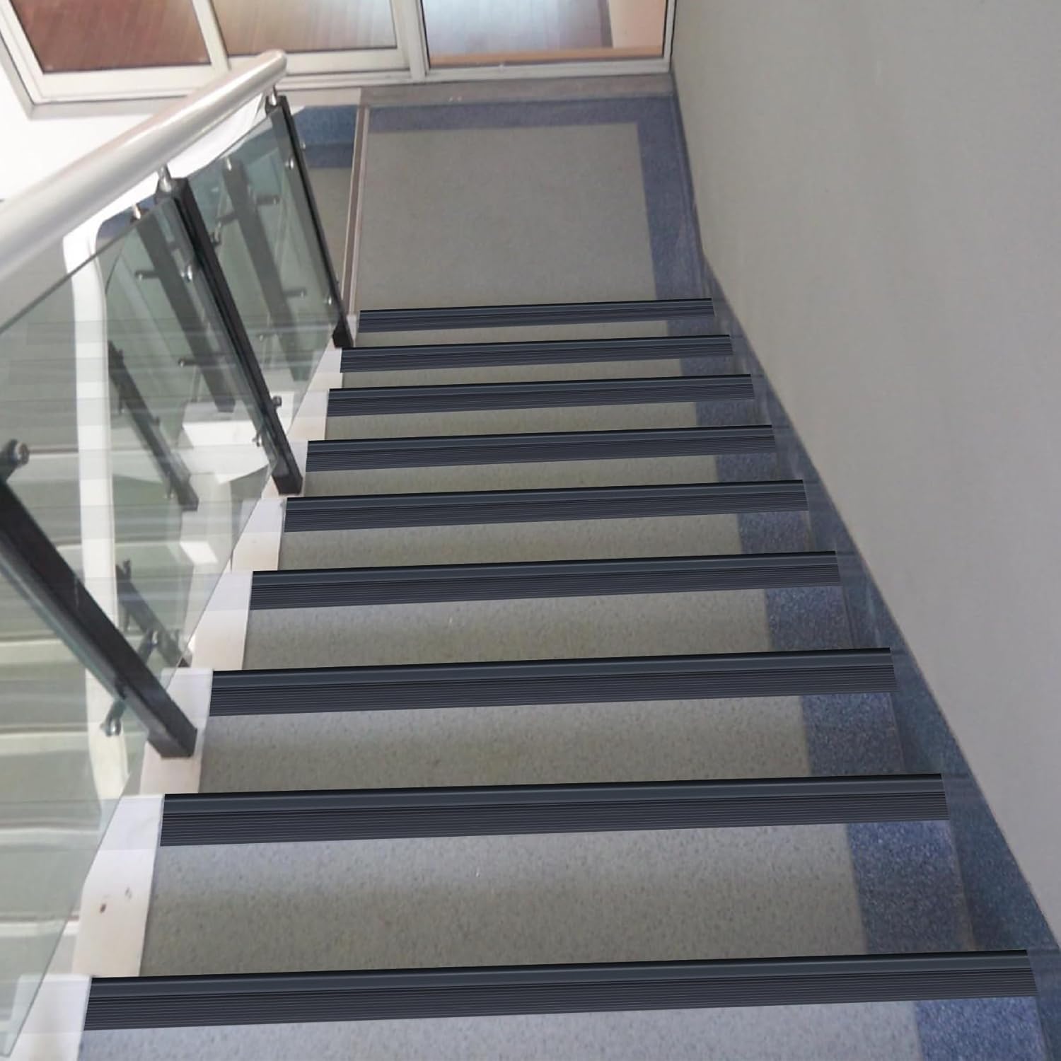 Escalera antideslizante de vinilo para escaleras, autoadhesivo, antideslizante, peldaños de goma flexible, protector de bordes, moldura para usos en