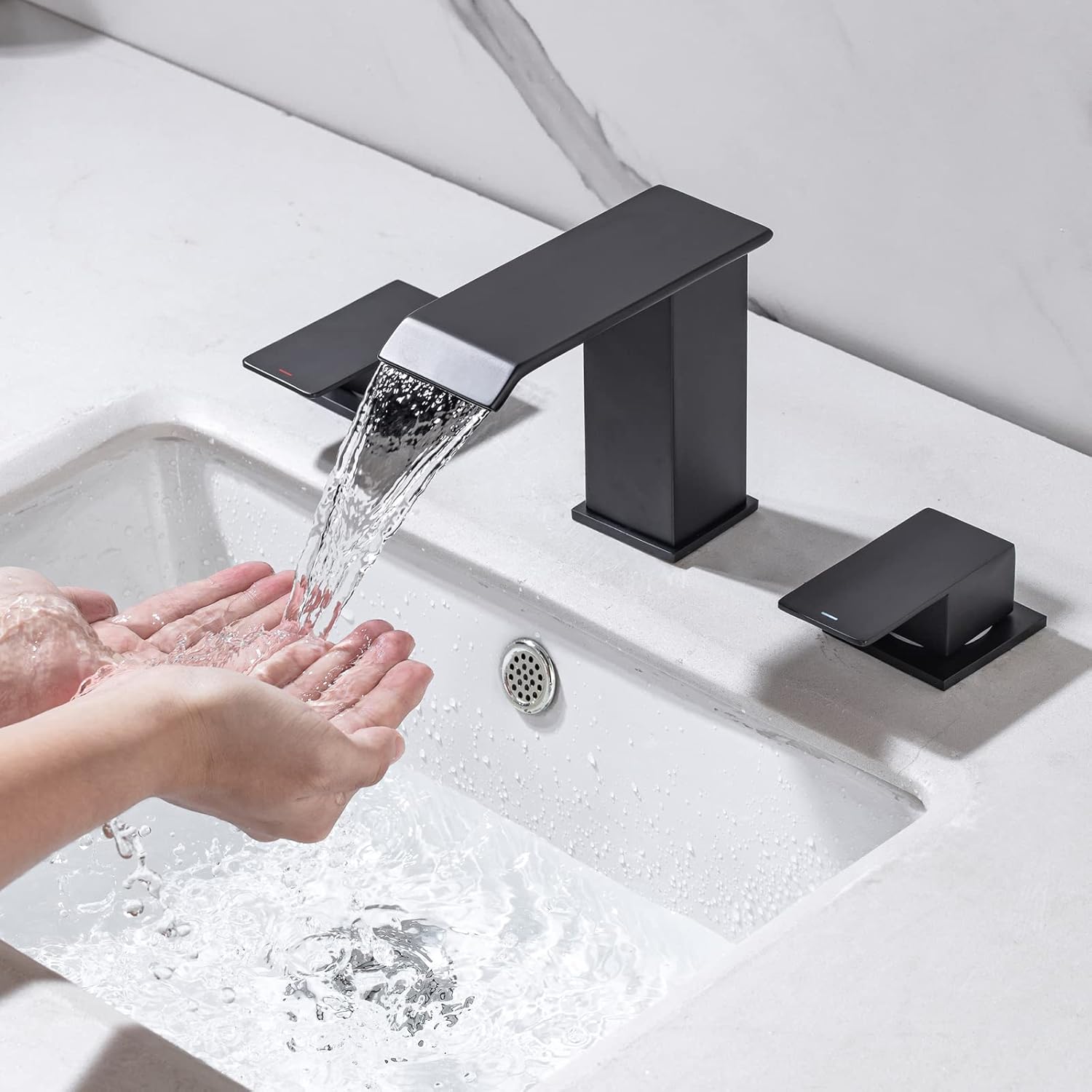 Juego de grifos para lavabo de baño en cascada, montaje en cubierta, 3 agujeros, moderno, 8 pulgadas, 2 manijas, grifo mezclador con líneas de