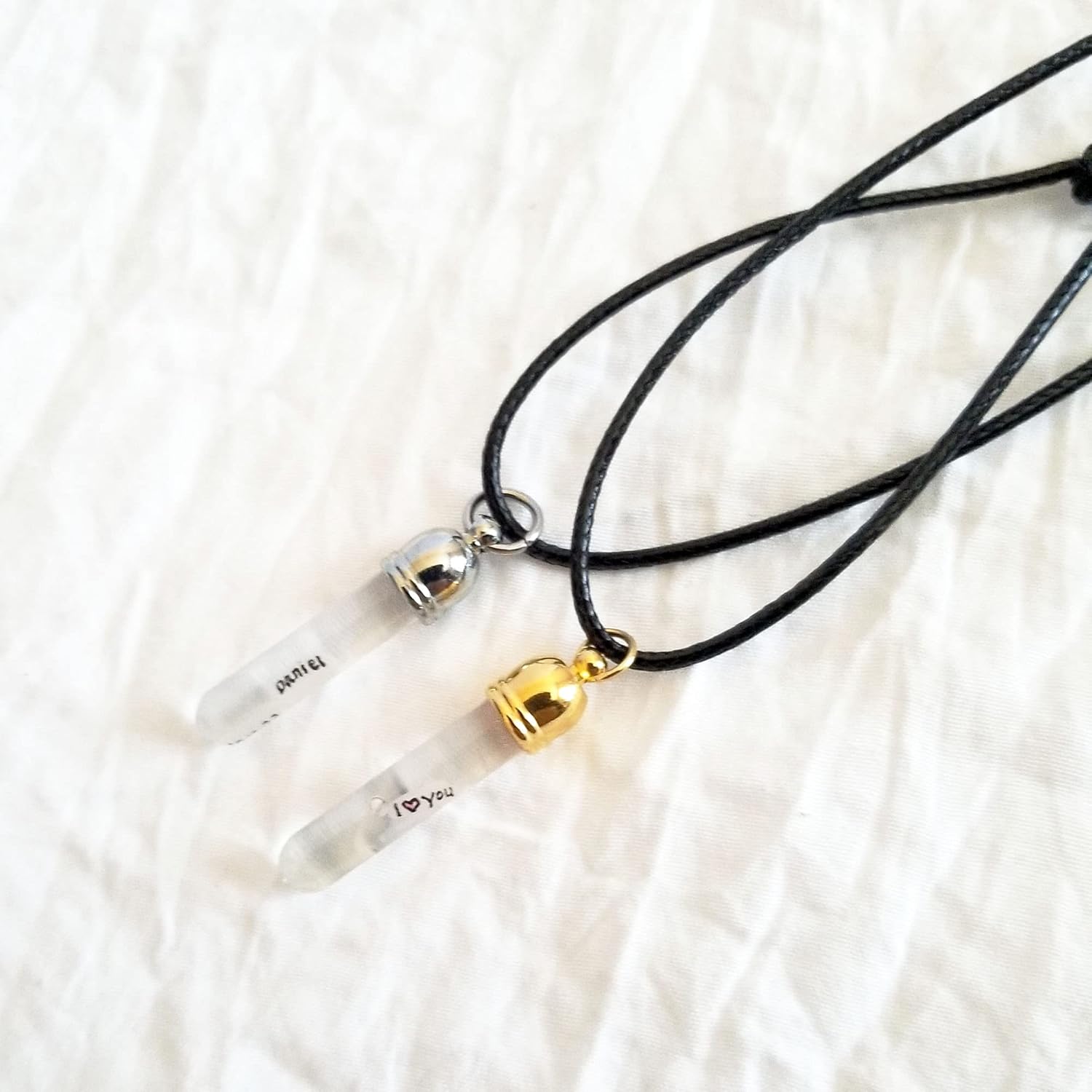 Name on a grain of rice necklace, keychain, your name written on a grain of rice, unique gift for Christmas gift.