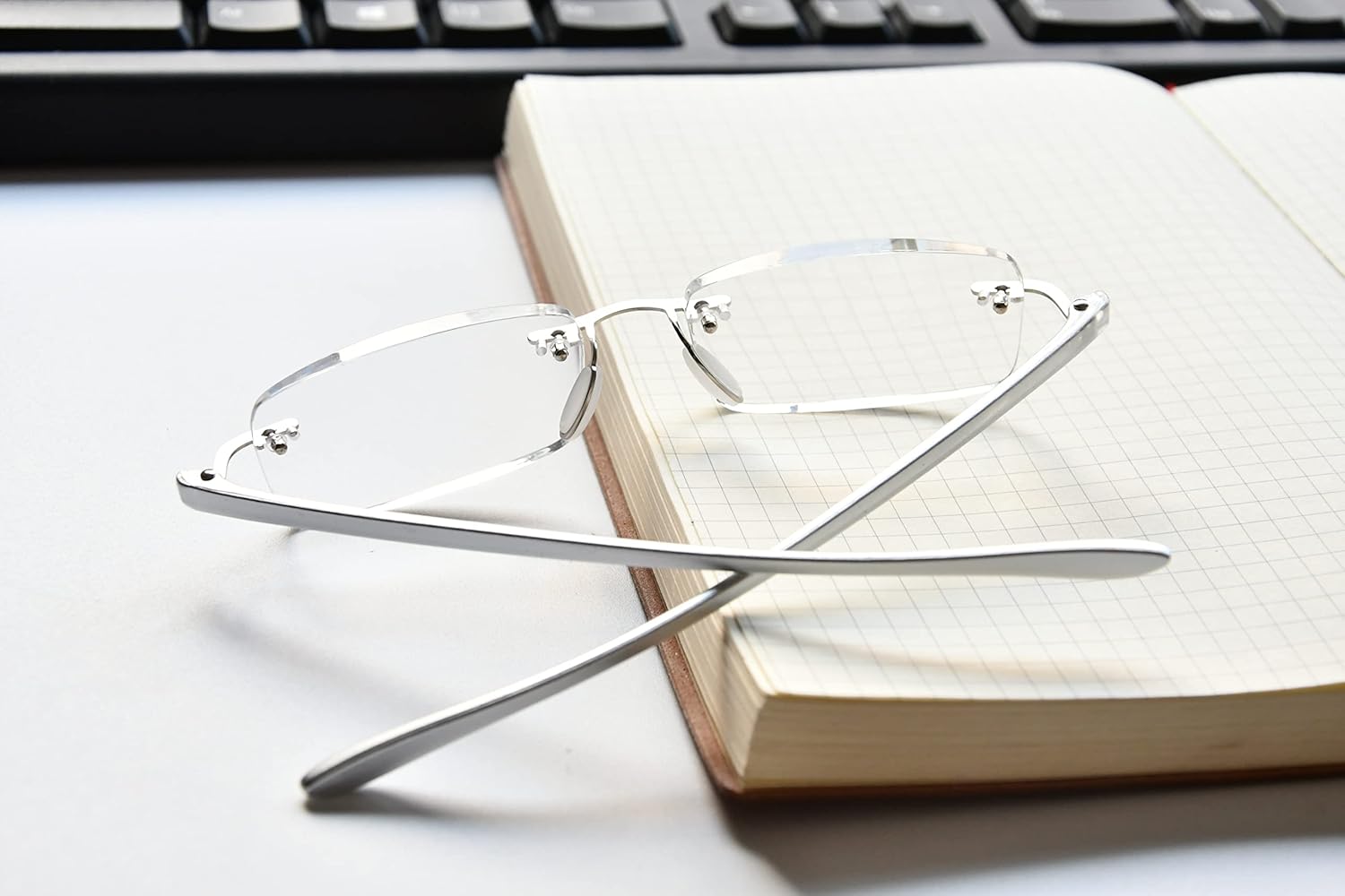 Eyekepper Gafas de lectura sin montura para lentes pequeñas para hombres y mujeres