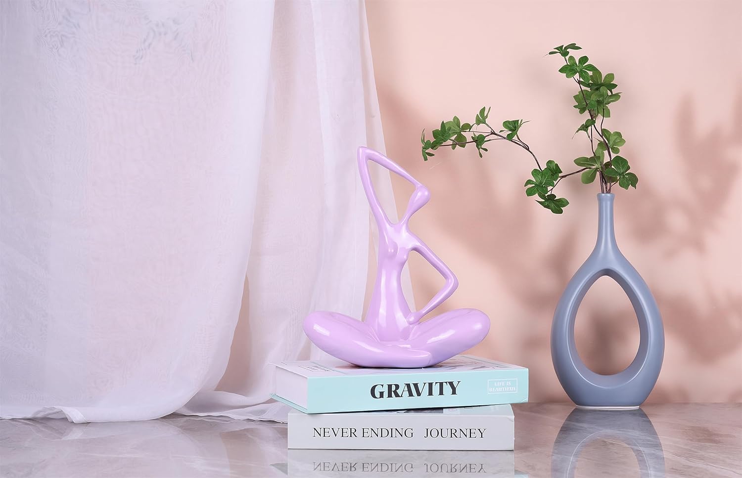 Estatua de dama de yoga púrpura, estatua decorativa femenina moderna, decoración del hogar, decoración de arte moderno para sala de estar, mesa de