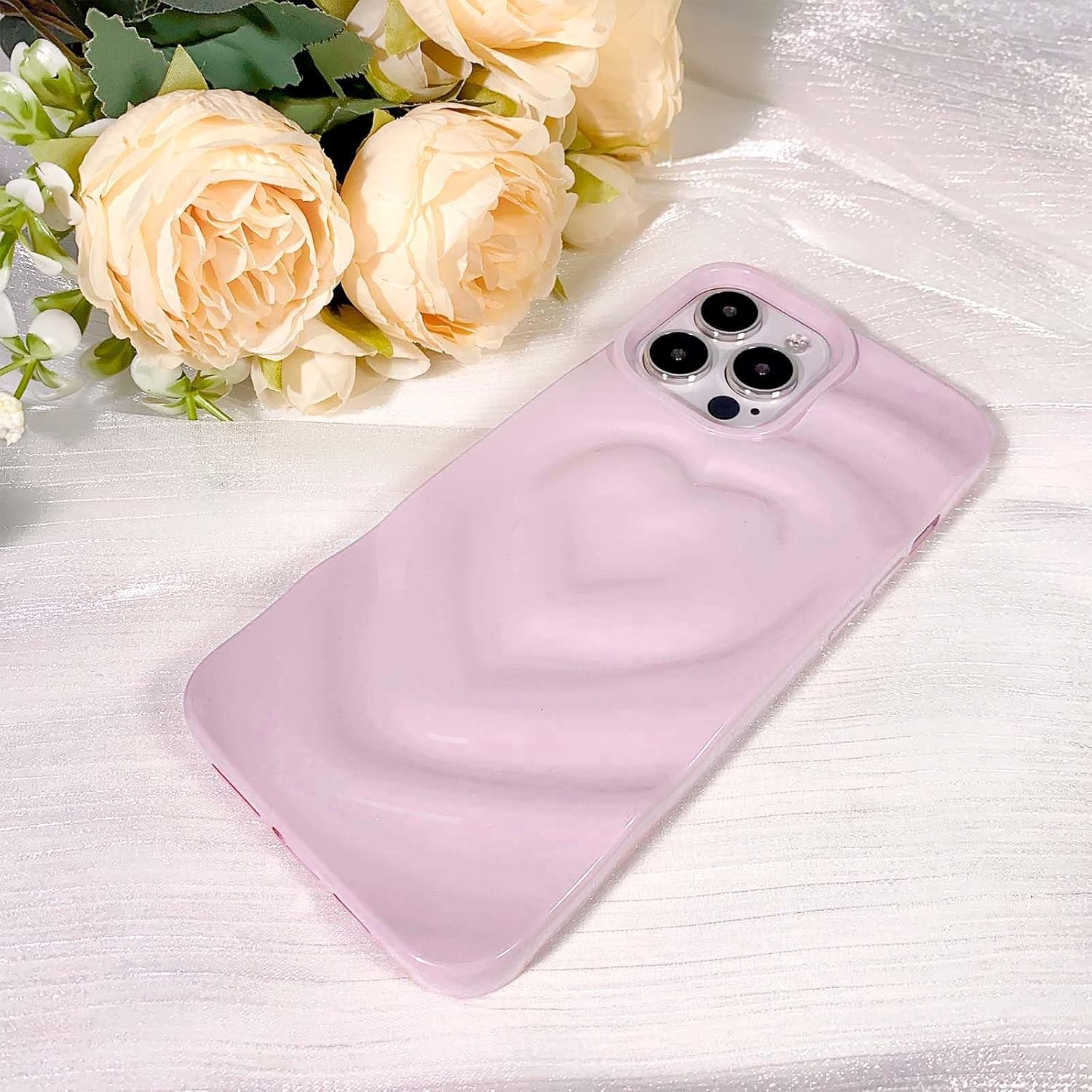 NITITOP Funda compatible con iPhone 13 Pro Max, diseño de corazón de amor, de silicona suave, 3D, a prueba de golpes, para mujeres y niñas, color