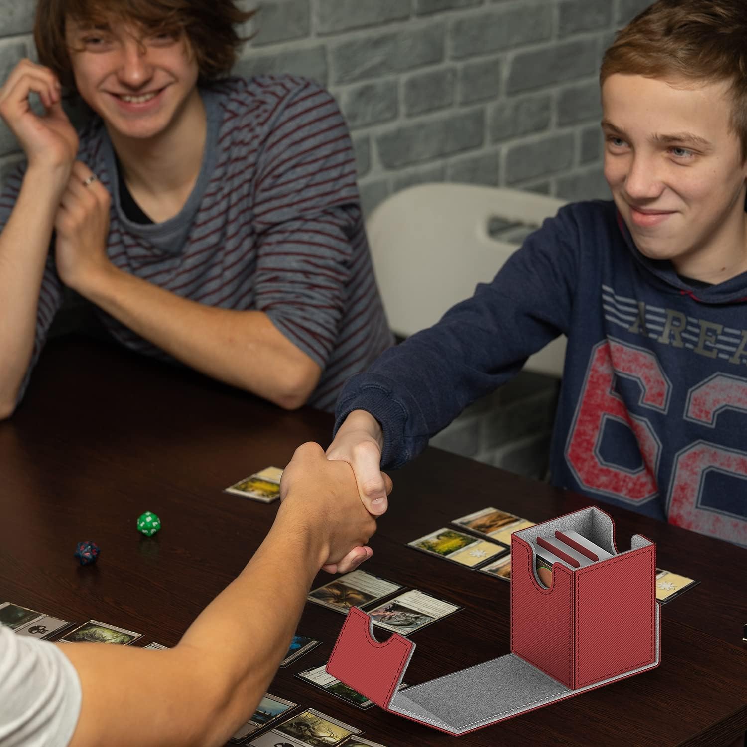 Caja de cubierta compatible con tarjetas MTG, funda para tarjetas coleccionables con 2 divisores por soporte, tamaño grande para más de 100 tarjetas