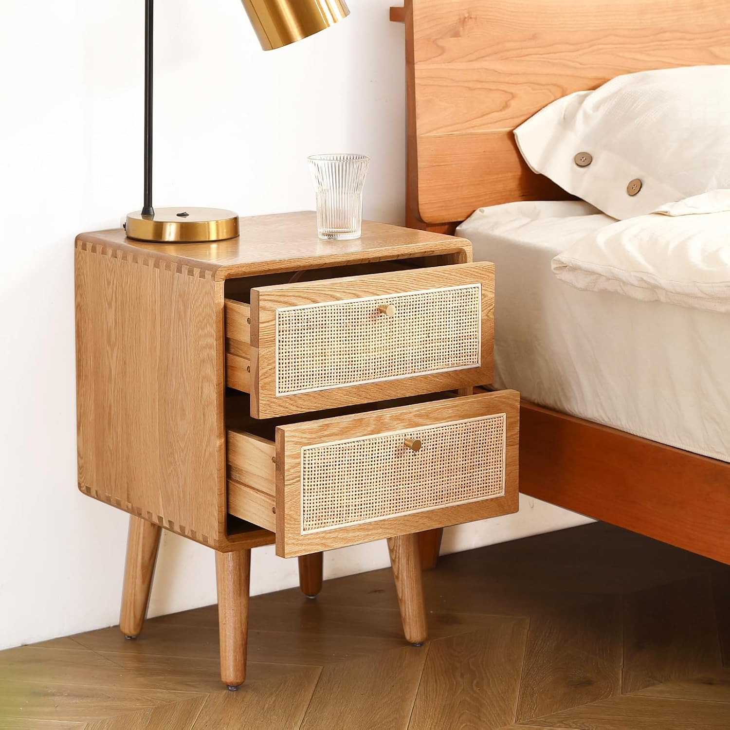 Olusmane Nightstand Easy Assembly Solid Oak Wood Mid Century Modern Night Stand with 2 Rattan Drawers Small Bedside Table Sturdy & Durable 15.75″ L